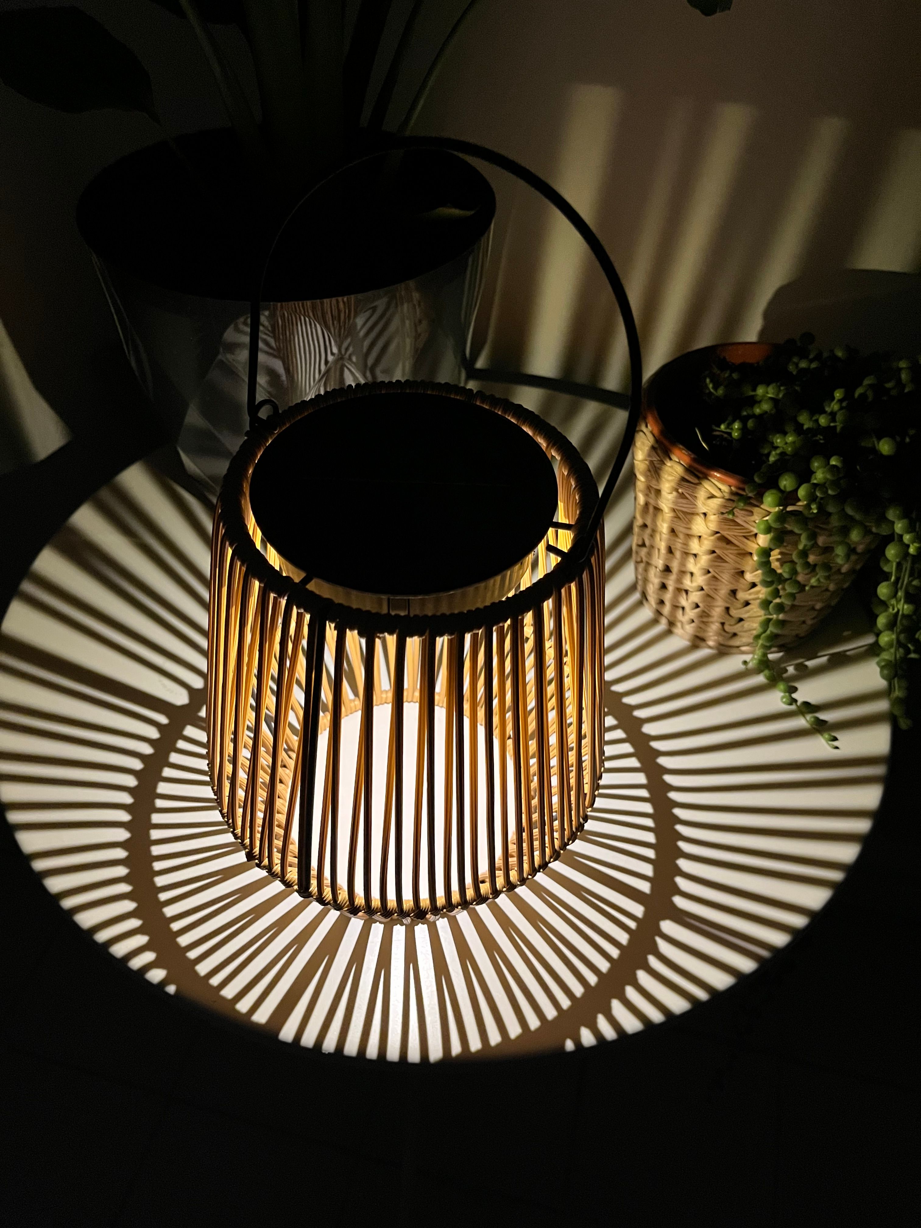 10Watt Rattan Güneş Enerjili Solar Dekoratif Bahçe Armatürü