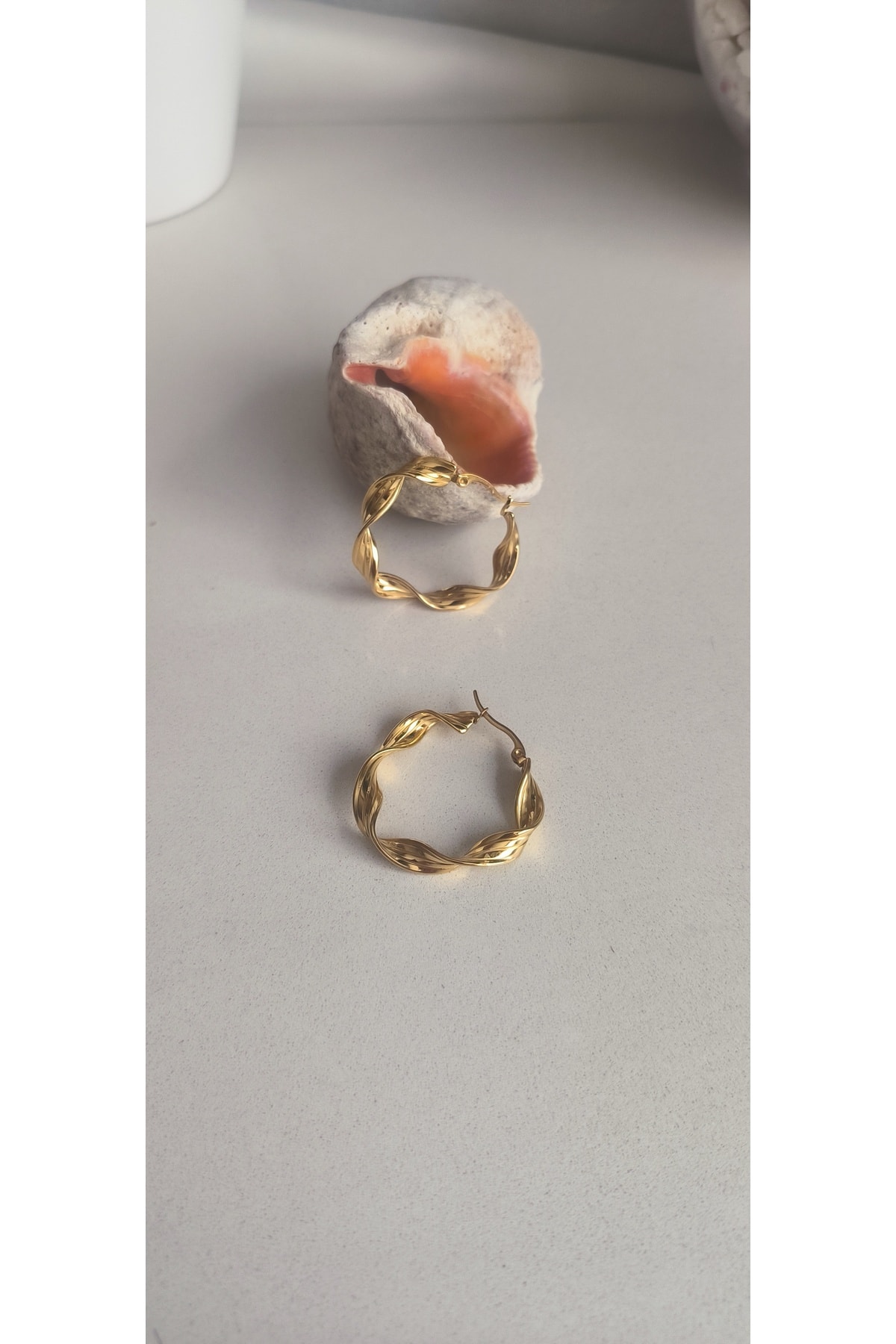 Çelik Burgu Halka Model Küpe 3.5cm