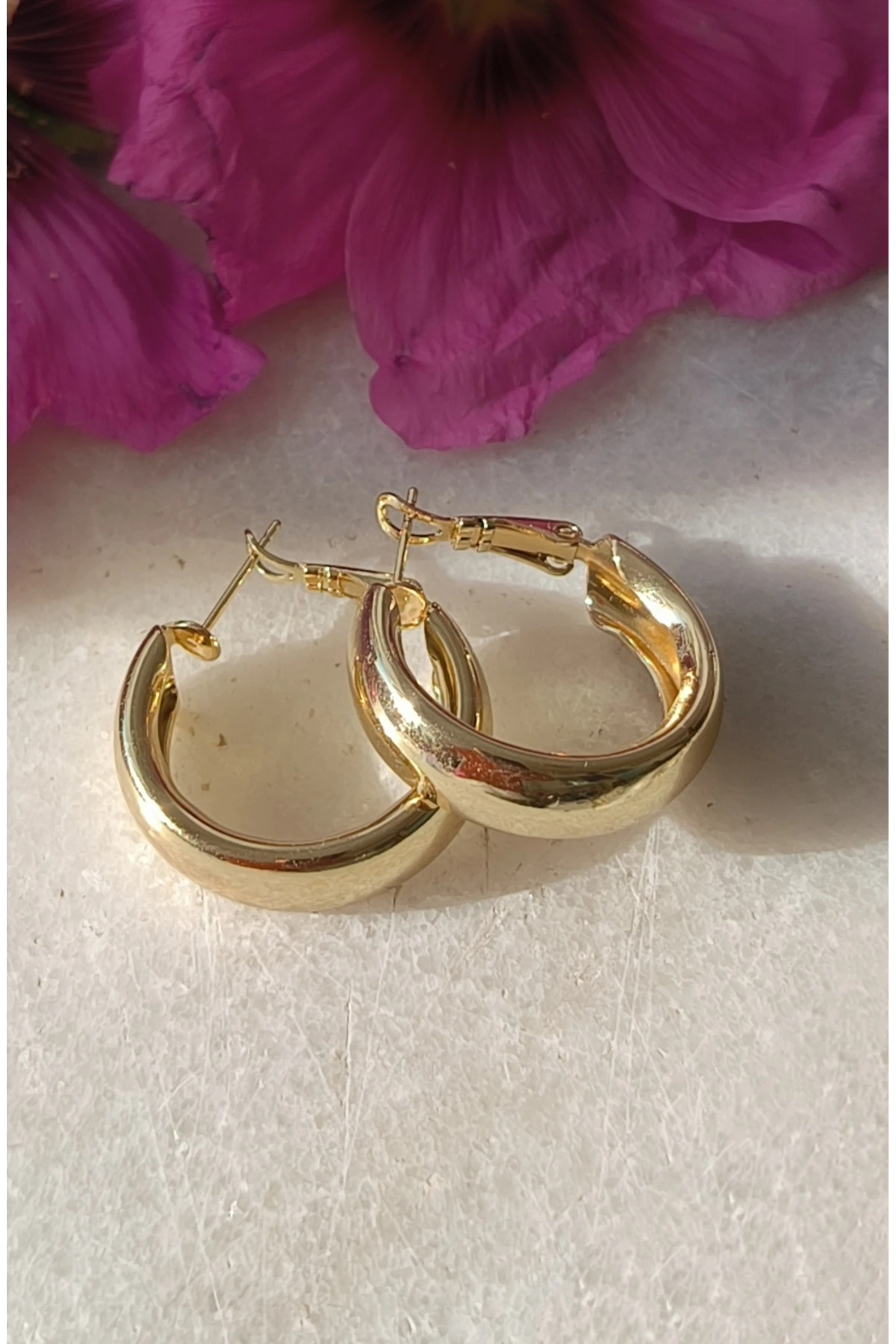 Altın Kaplama Kalın Basic Halka Model Küpe 2,5cm eni 0,7mm