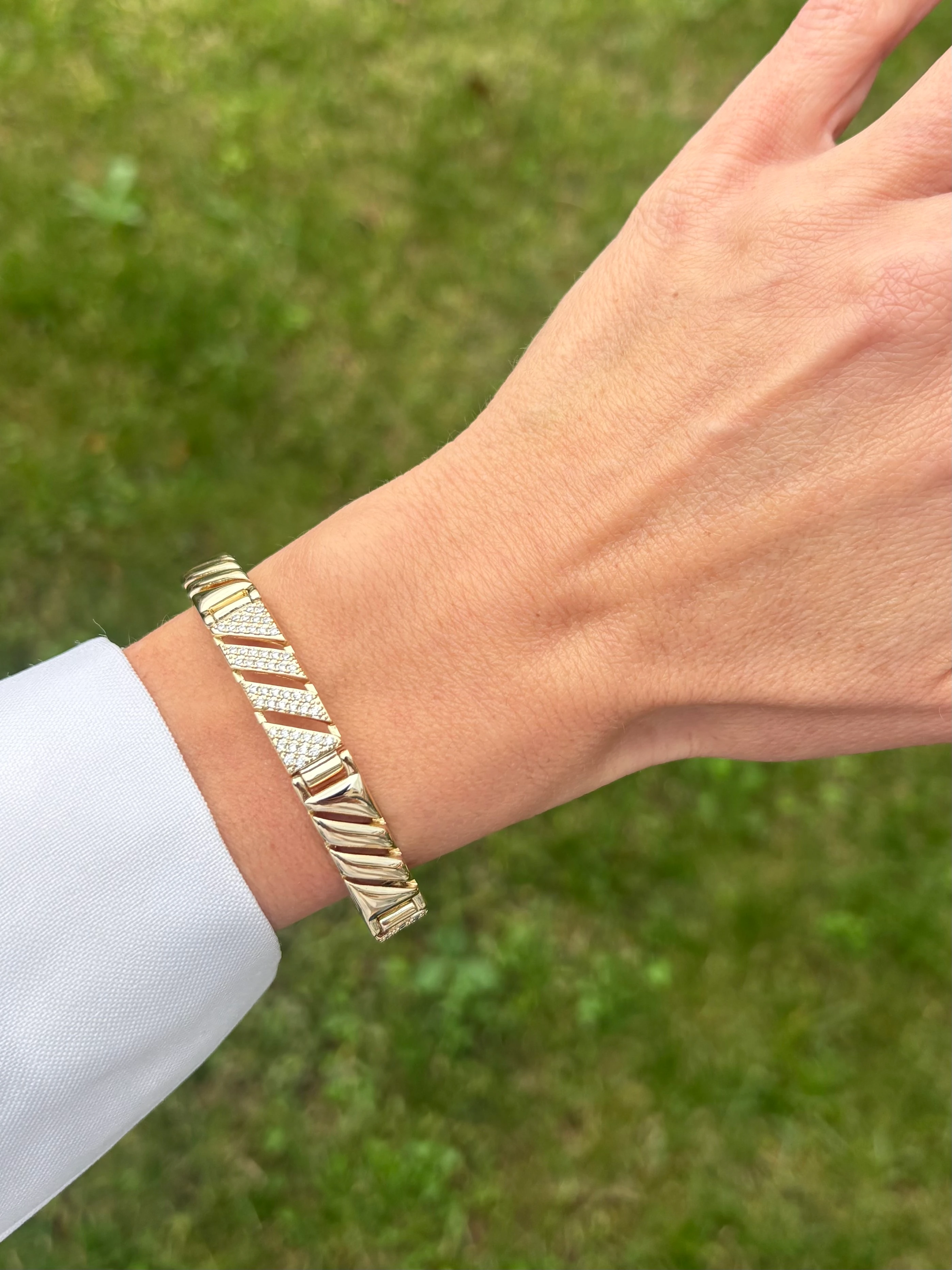 Tasarım Çapraz Taşlı Kuyum Model Bileklik