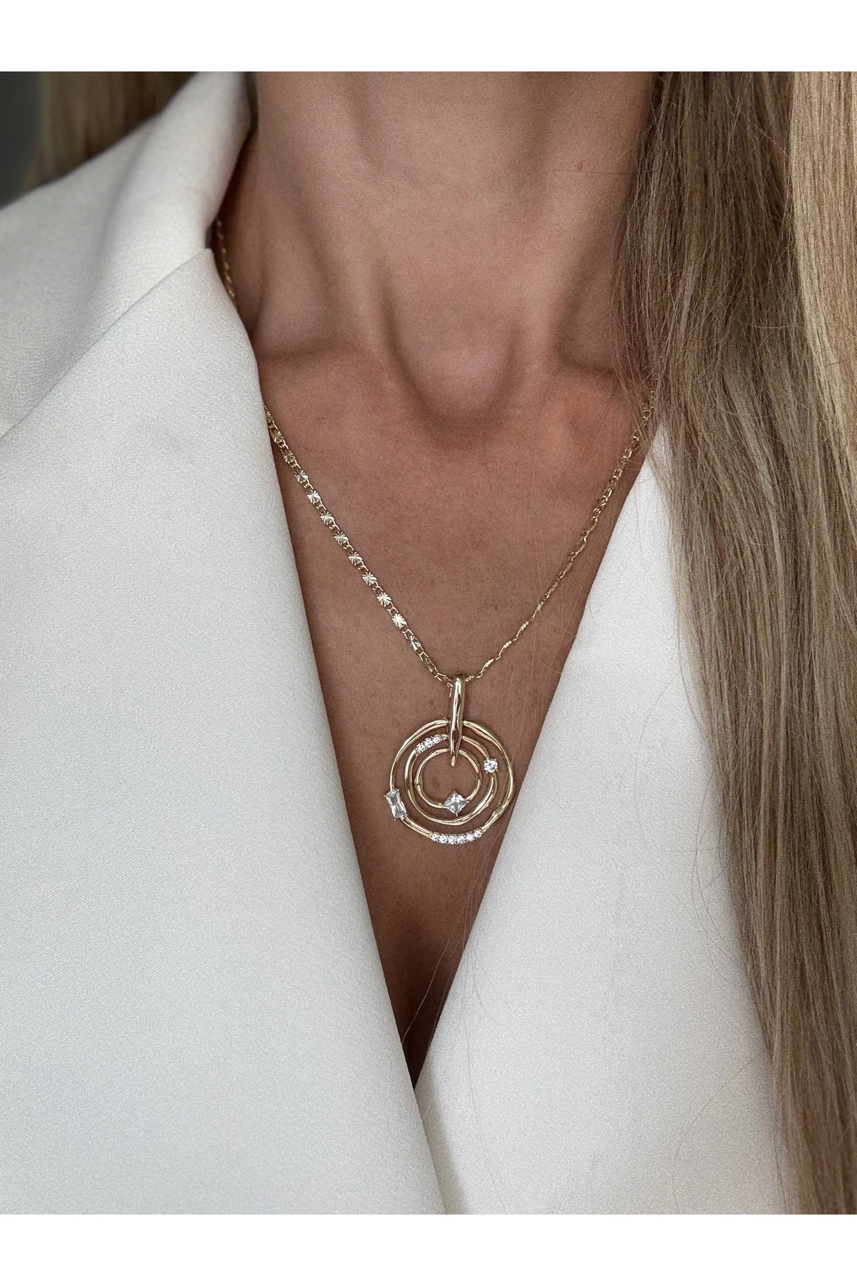 Altın Kaplama Daire Geometrik Taş Detaylı Kolye Kararmaz 14K Rengindedir 50 cm