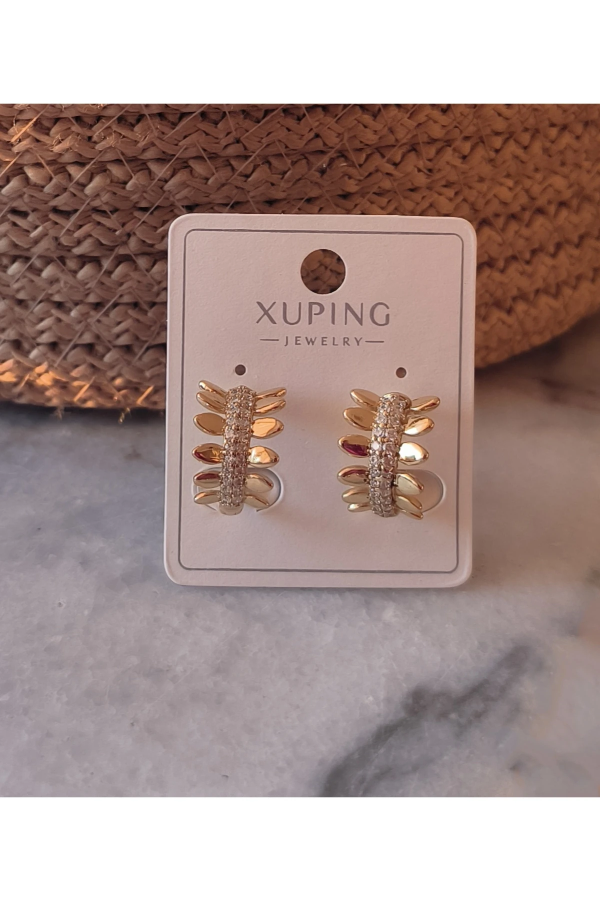 Altın Kaplama Taç Model Küpe Kararmaz 14K Rengindedir 2cm