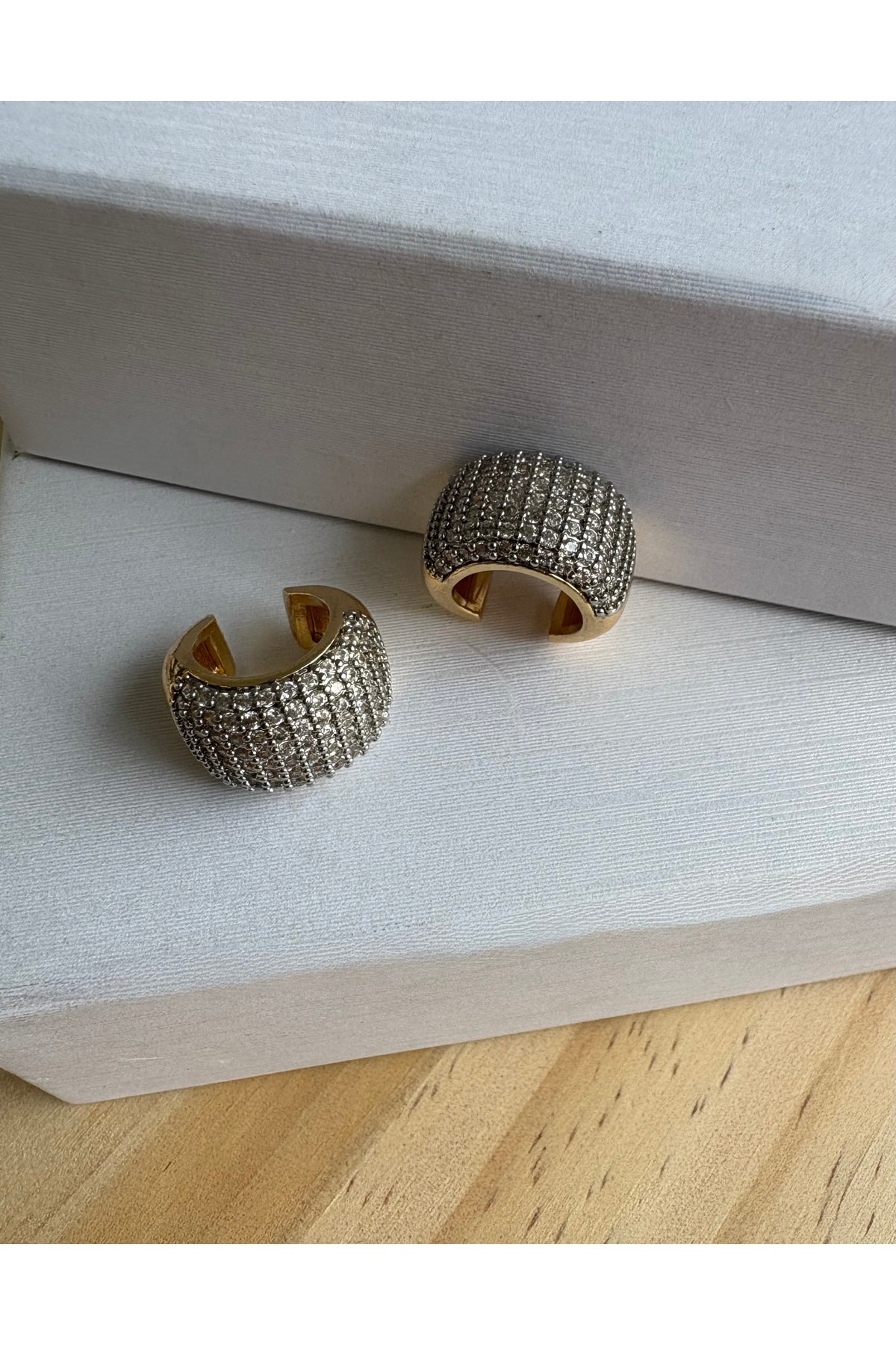 Altın Kaplama Bombeli Zirkon Taşlı Çift Renk Ear Cuff