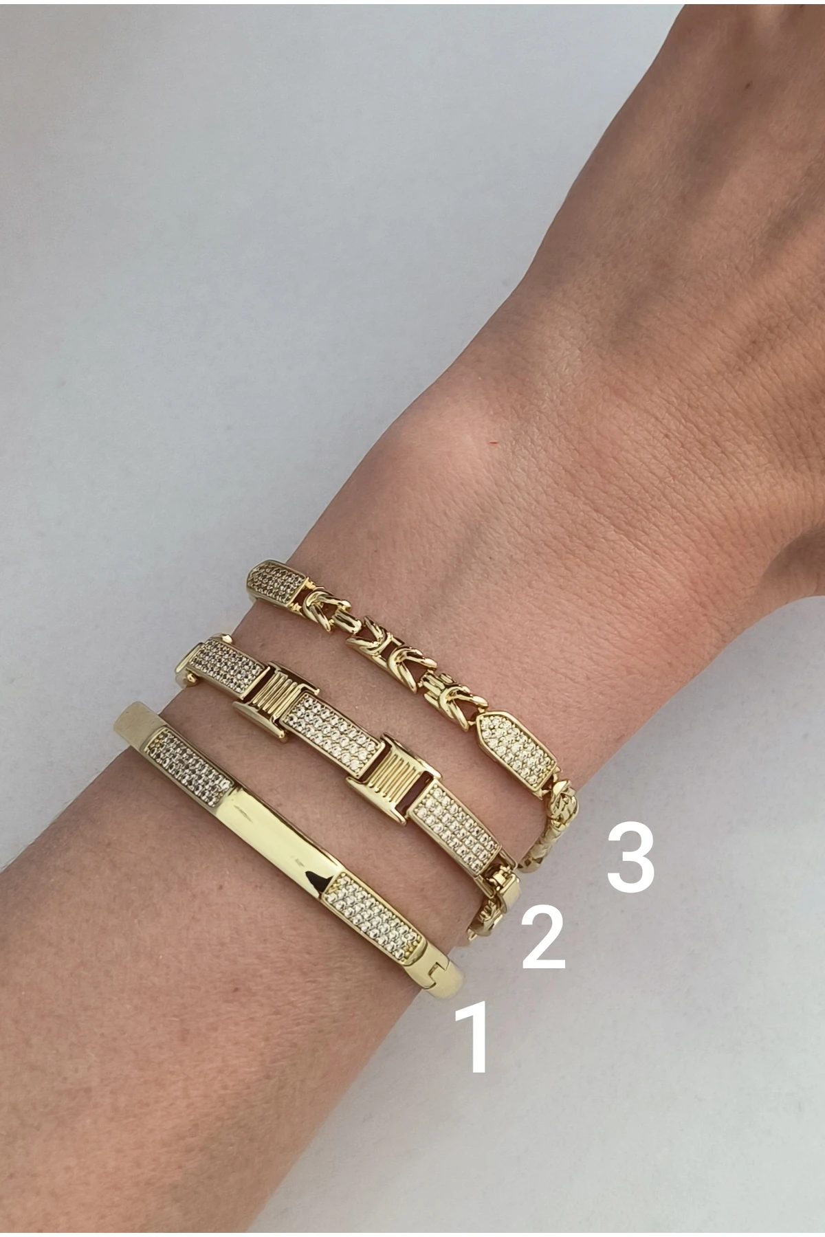 Altın Kaplama Geçmeli Taş Detaylı Bileklik Kararmaz 14K Rengindedir 17 +2,5cm 2 nolu