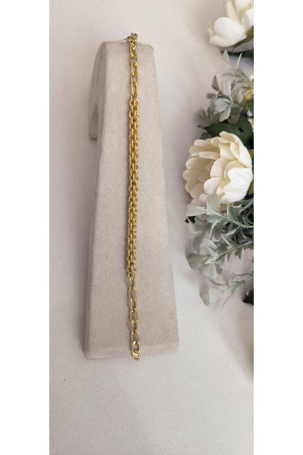 Altın Kaplama Ataç ve Burgu Birleşimi Modern Model Bileklik Kararmaz 14K Rengindedir 20 cm