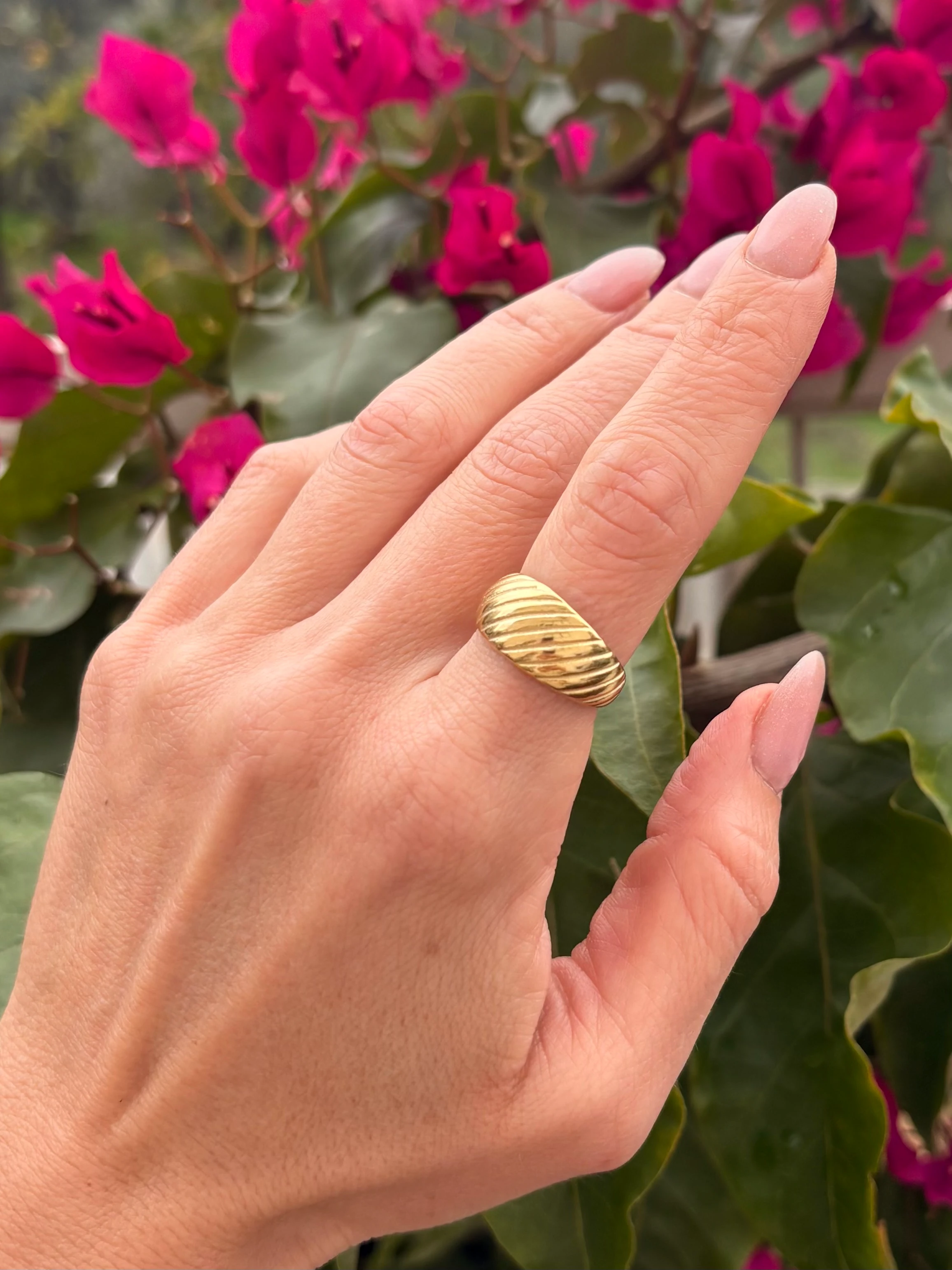 Çapraz Çizgili Yüzük