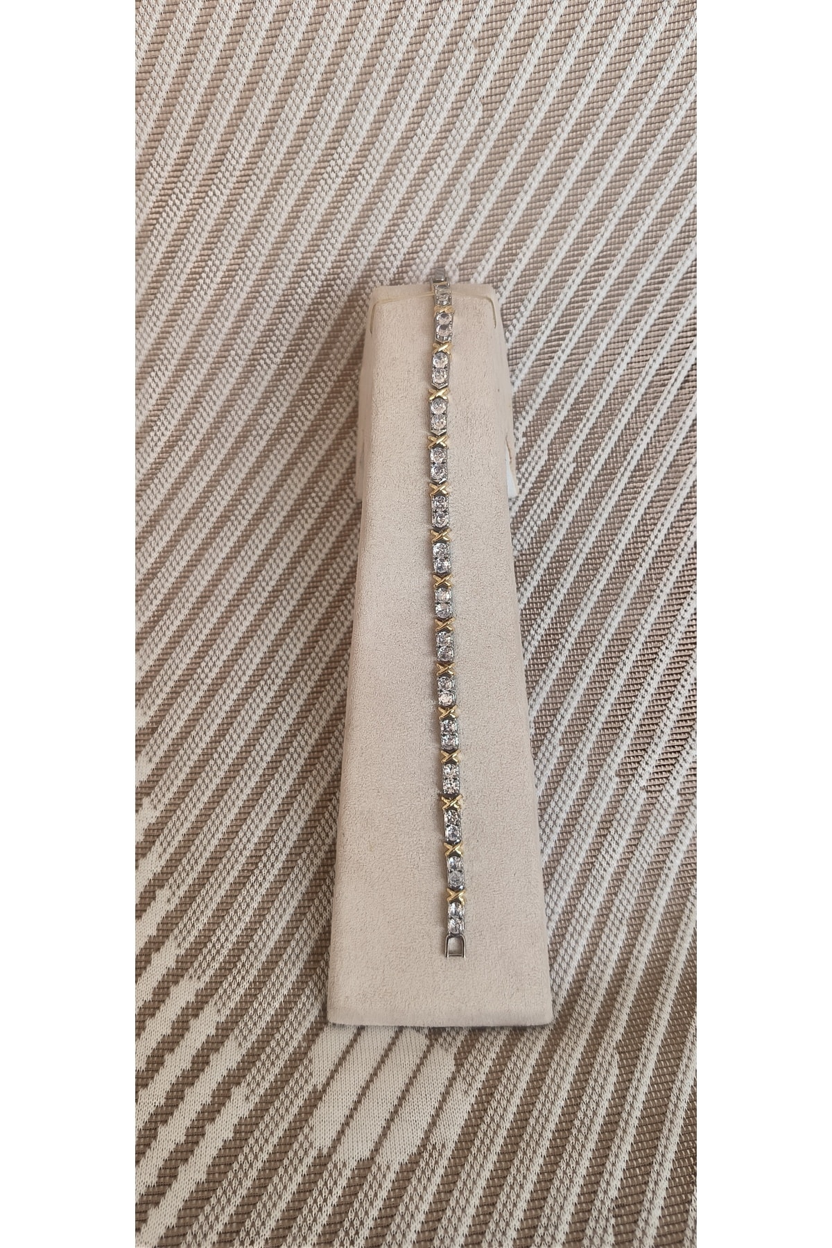1 Nolu X Model Bileklik Kararmaz 14K Rengindedir 18+1 cm