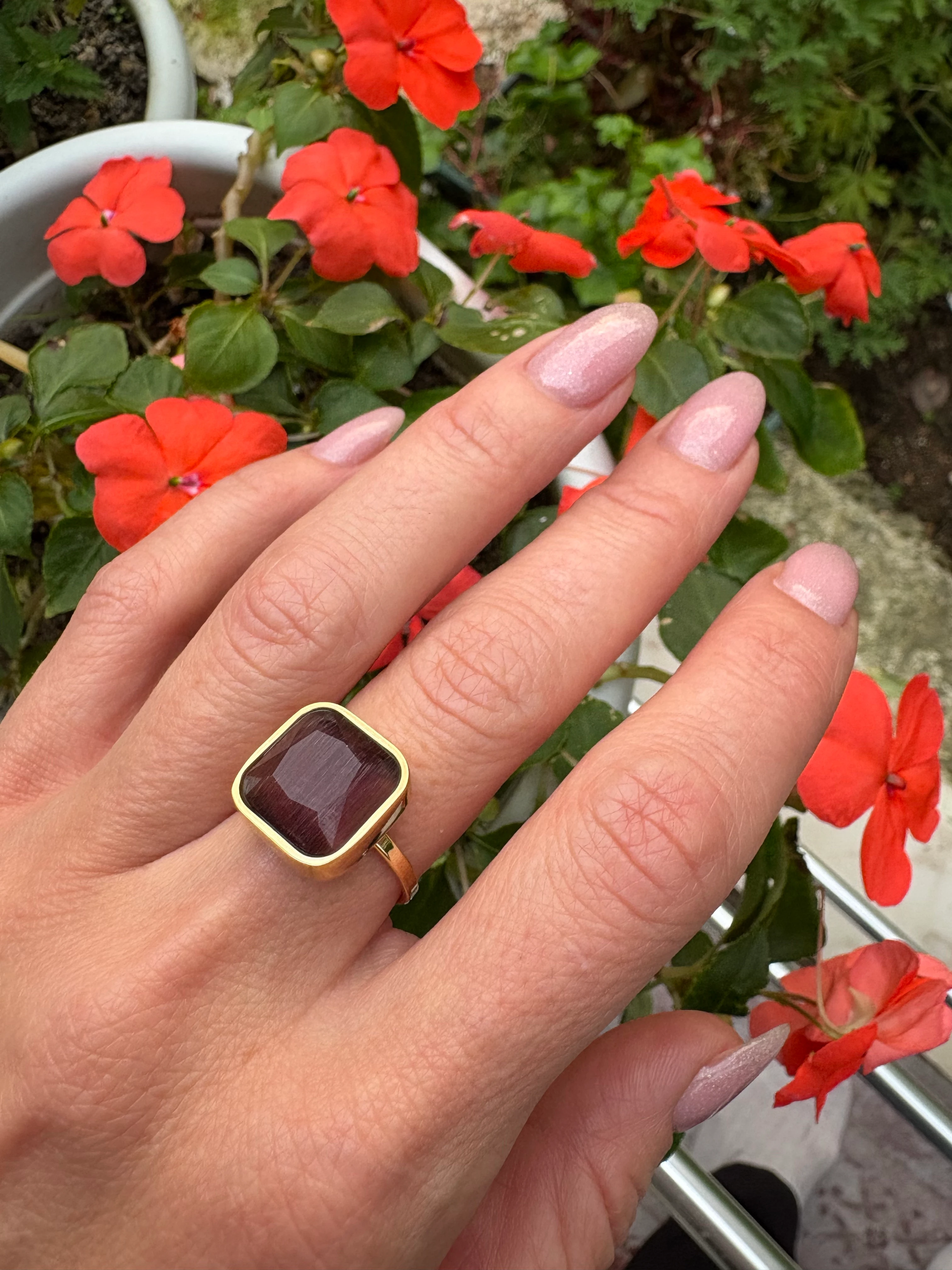 Bordo Kare Taşlı Ayarlanabilir Yüzük