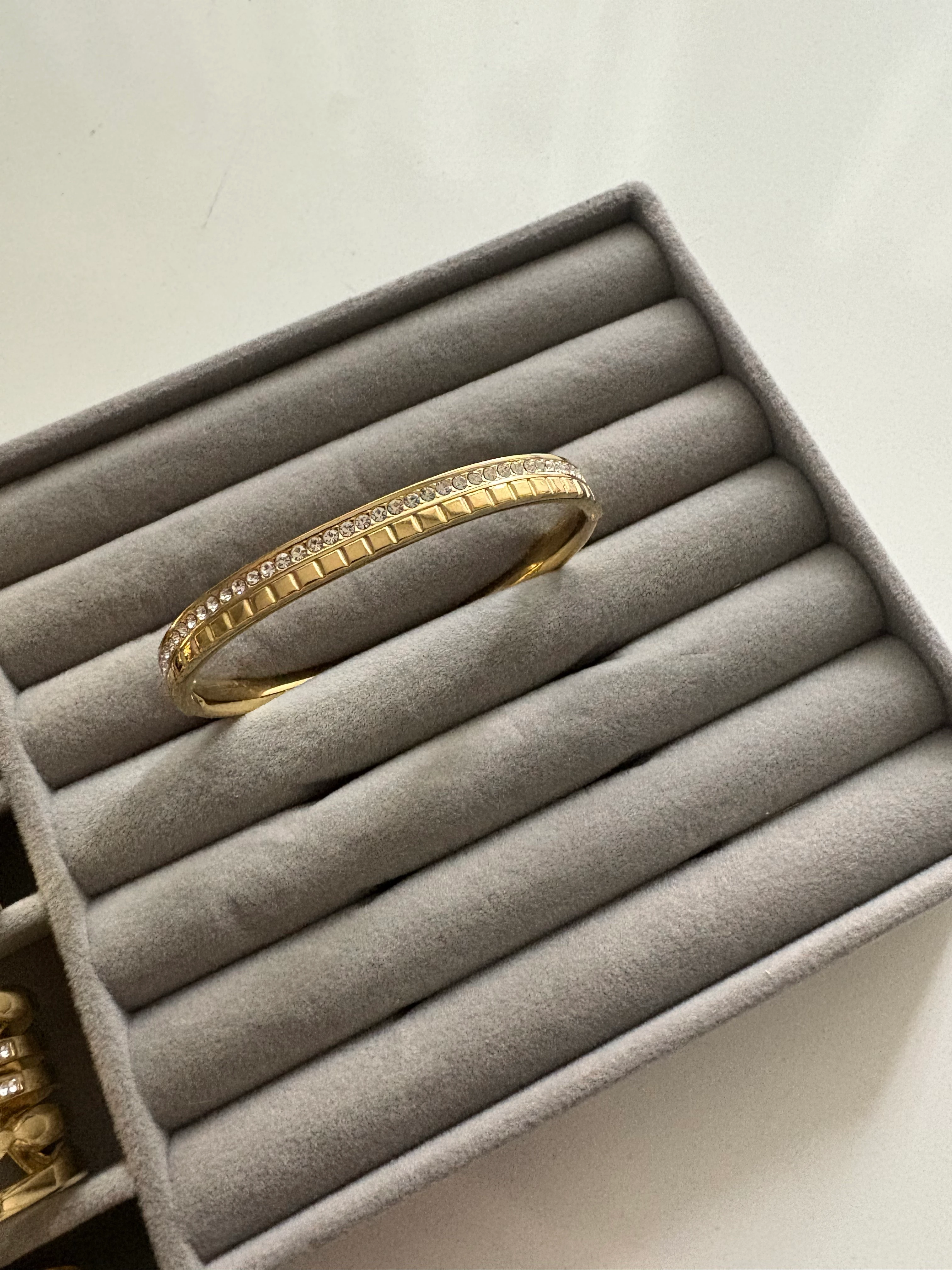 Elmas Kesim Desenli Suyolu Kekepçe