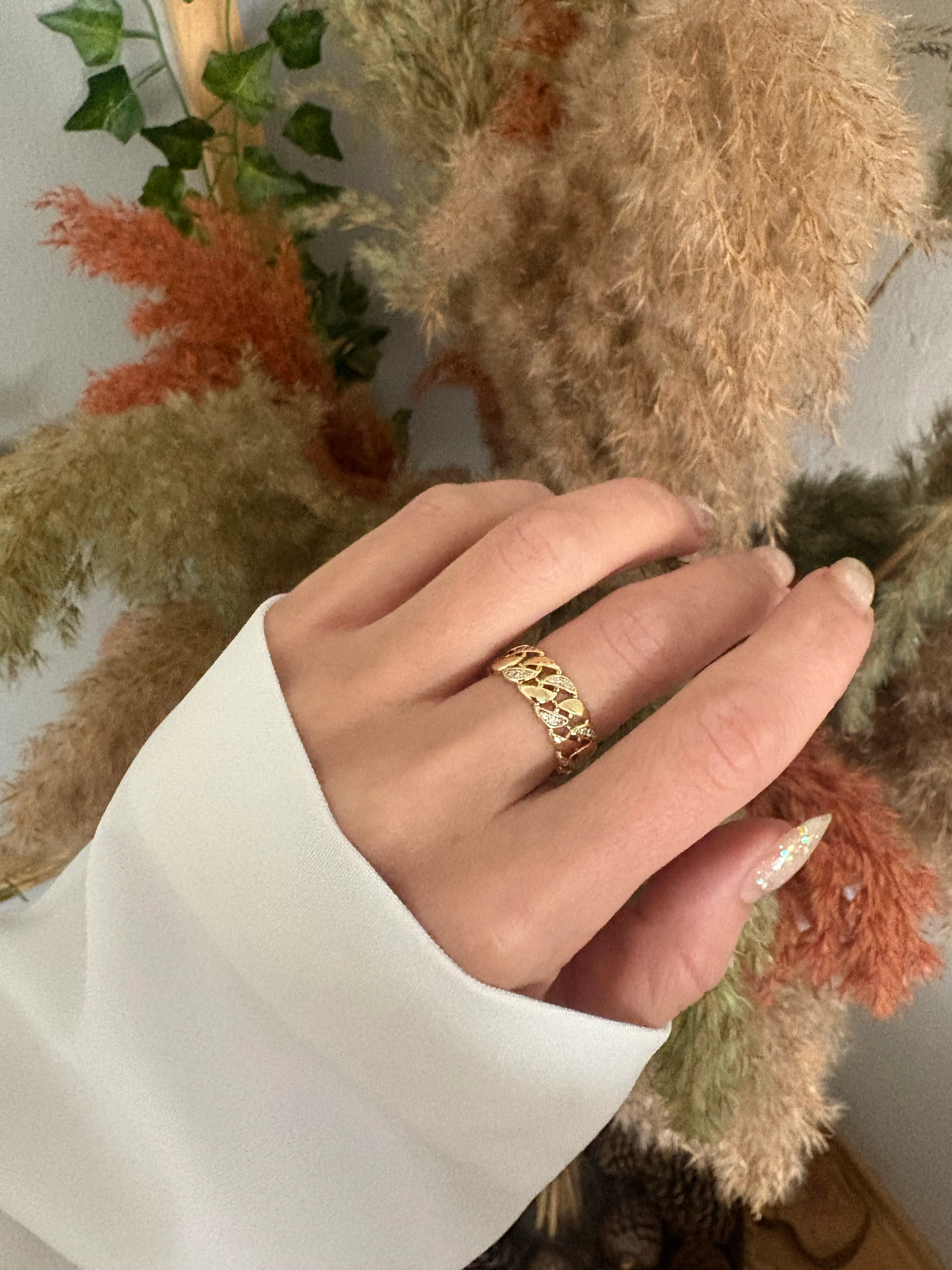 Altın Kaplama Gurmet Model Yüzük 14KRengindedir