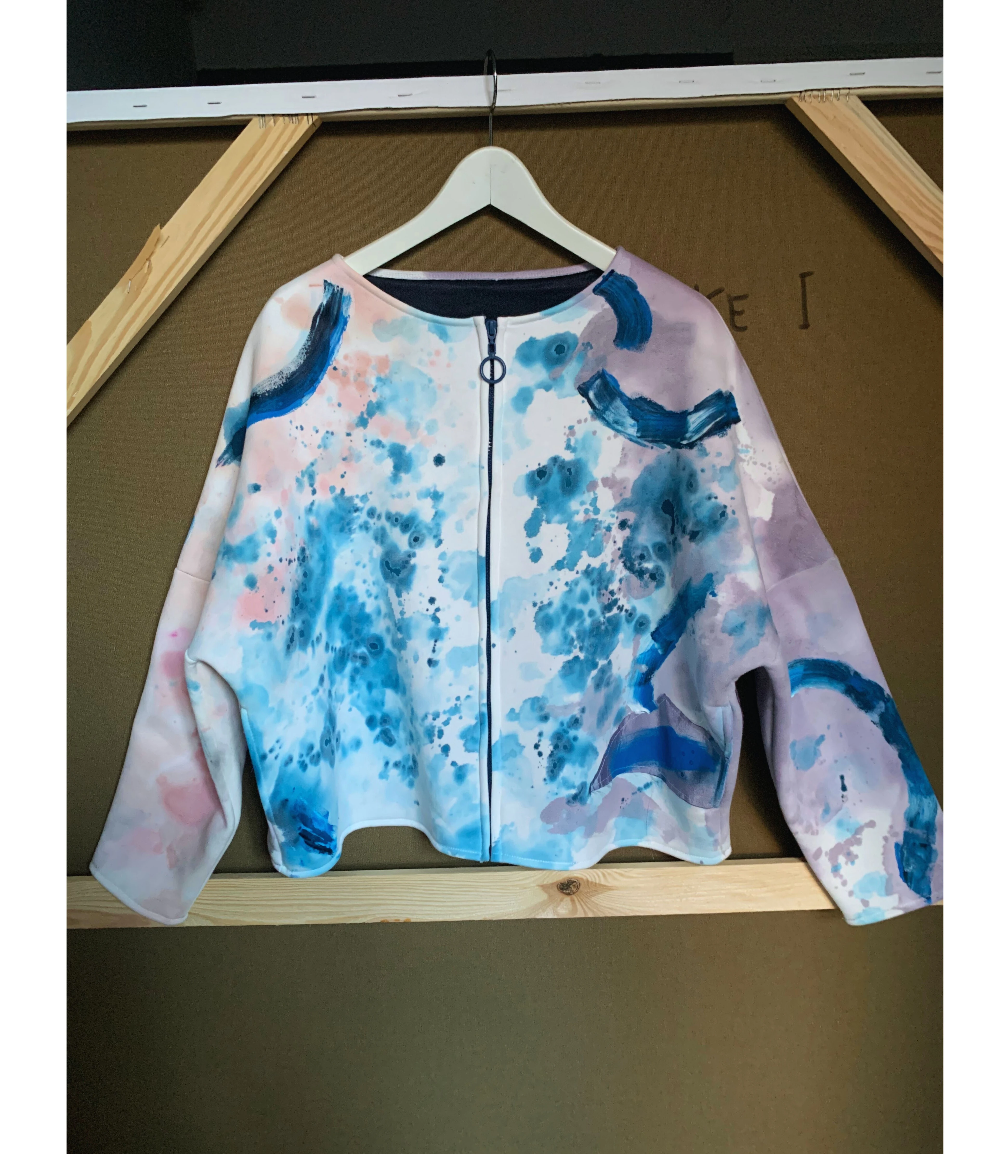 Beautiful Sweatshirt Jacket