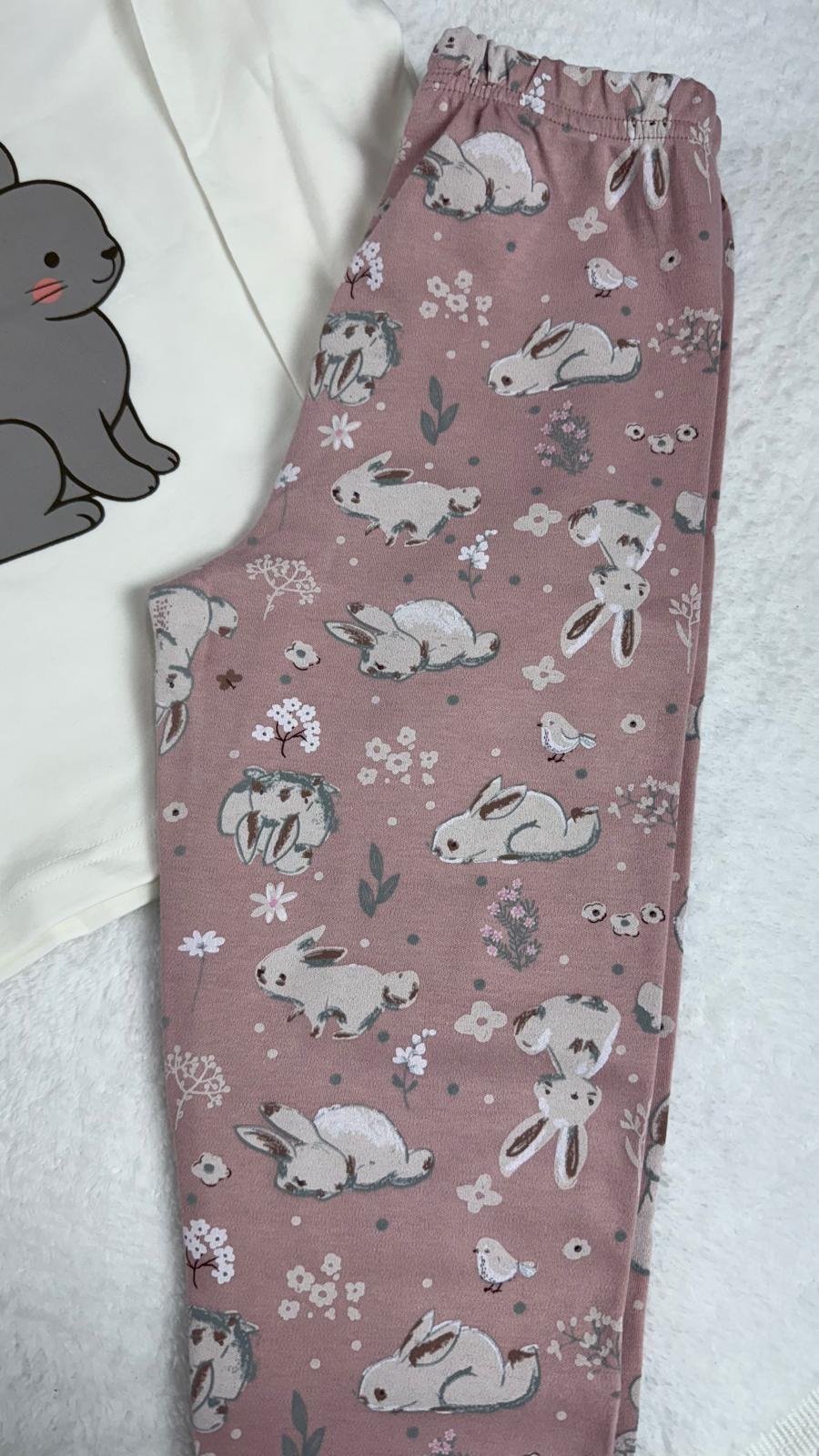 PEMBE TAVŞAN PİJAMA TAKIMI