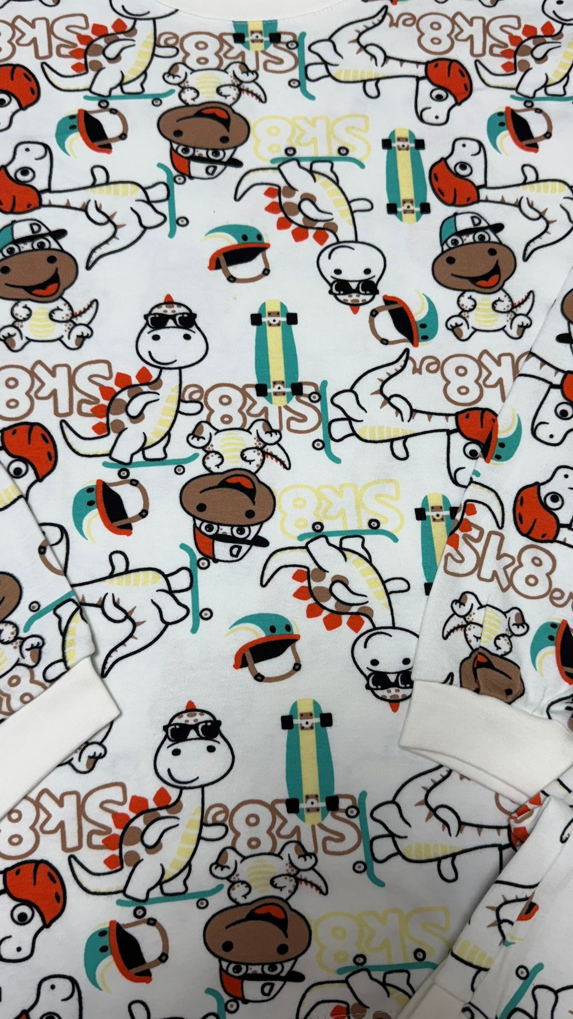BEYAZ DİNOZORLU PİJAMA TAKIMI