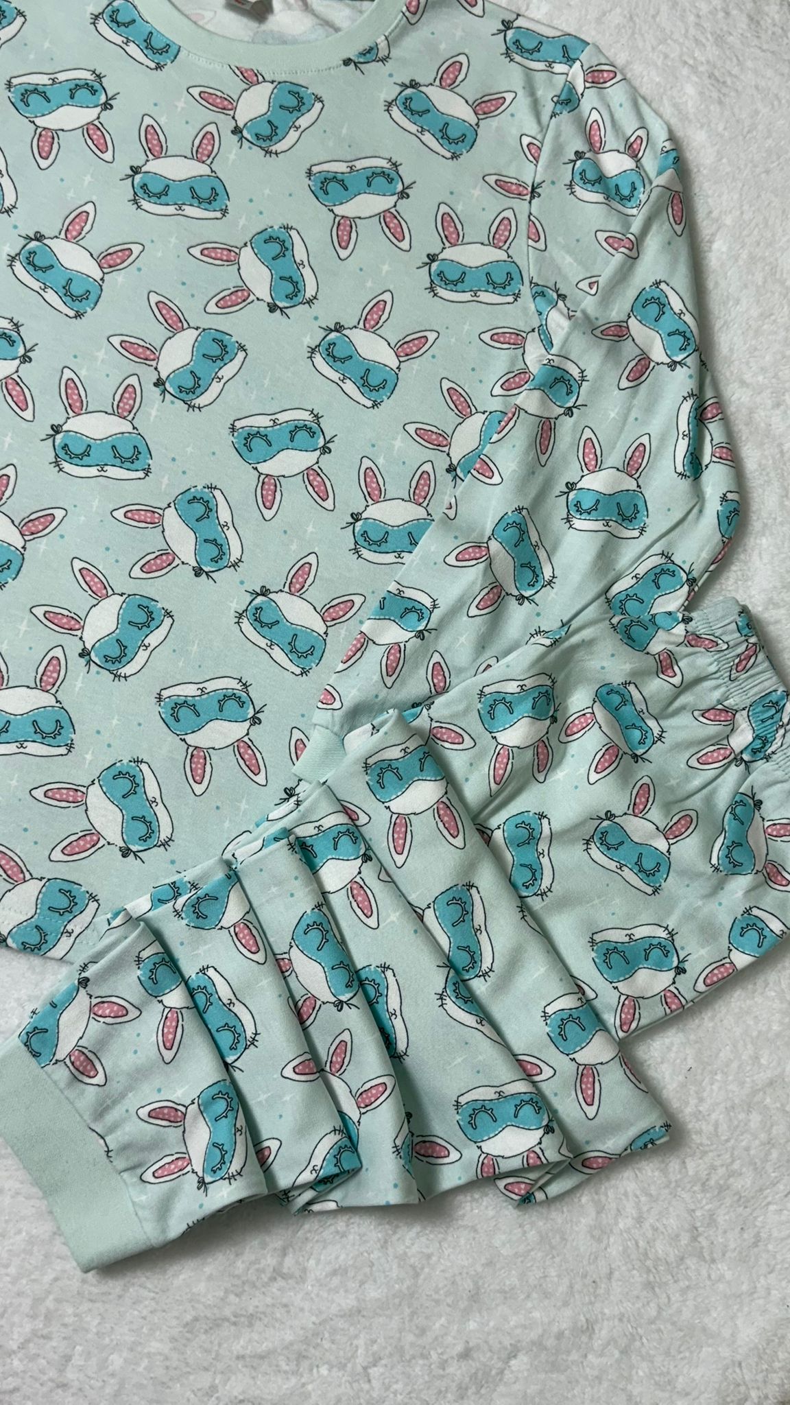 YEŞİL KEDİLİ PİJAMA TAKIMI