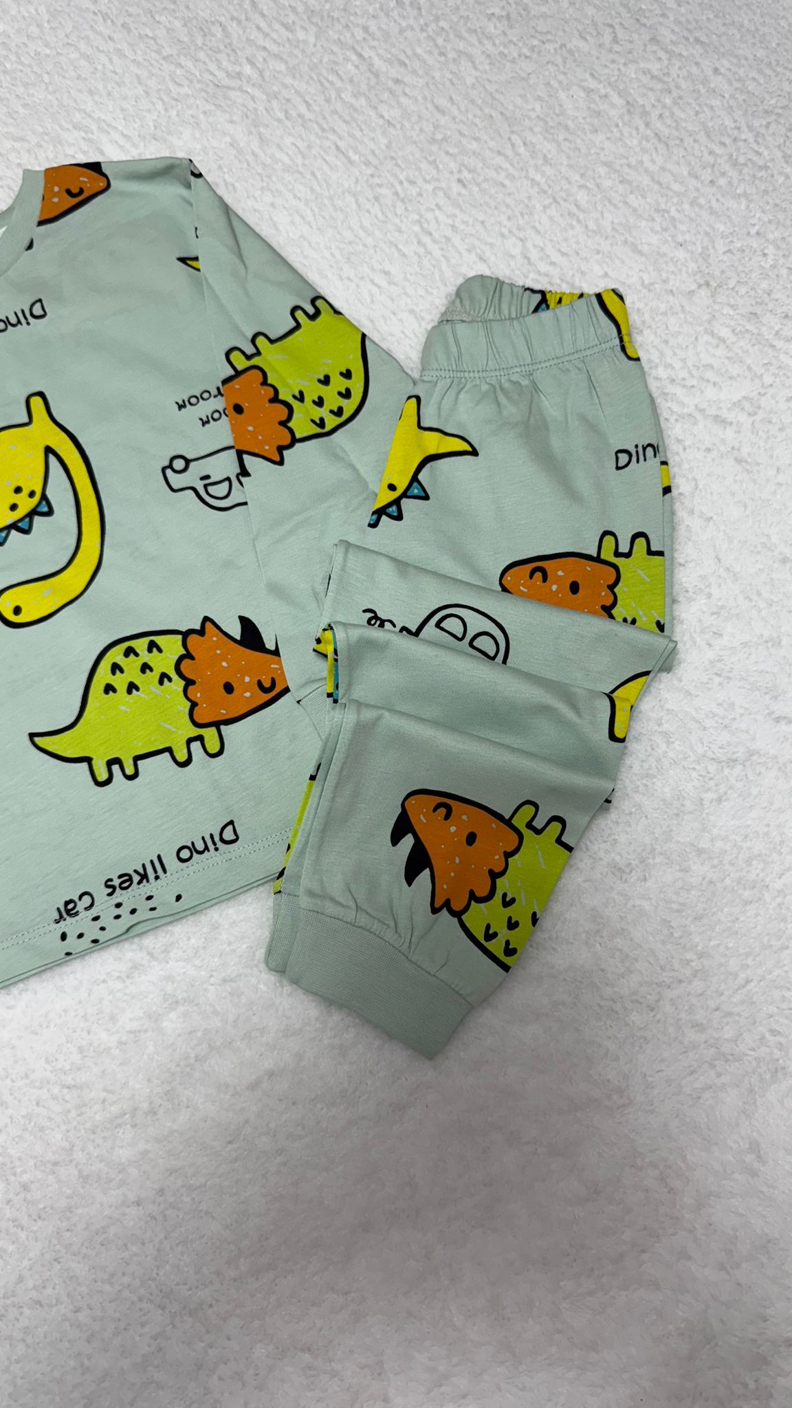 YEŞİL DİNOZOR PİJAMA TAKIMI