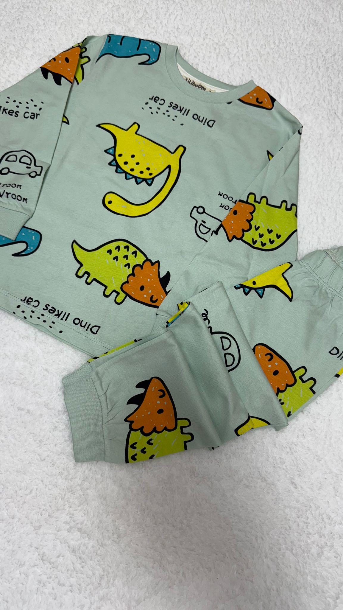 YEŞİL DİNOZOR PİJAMA TAKIMI