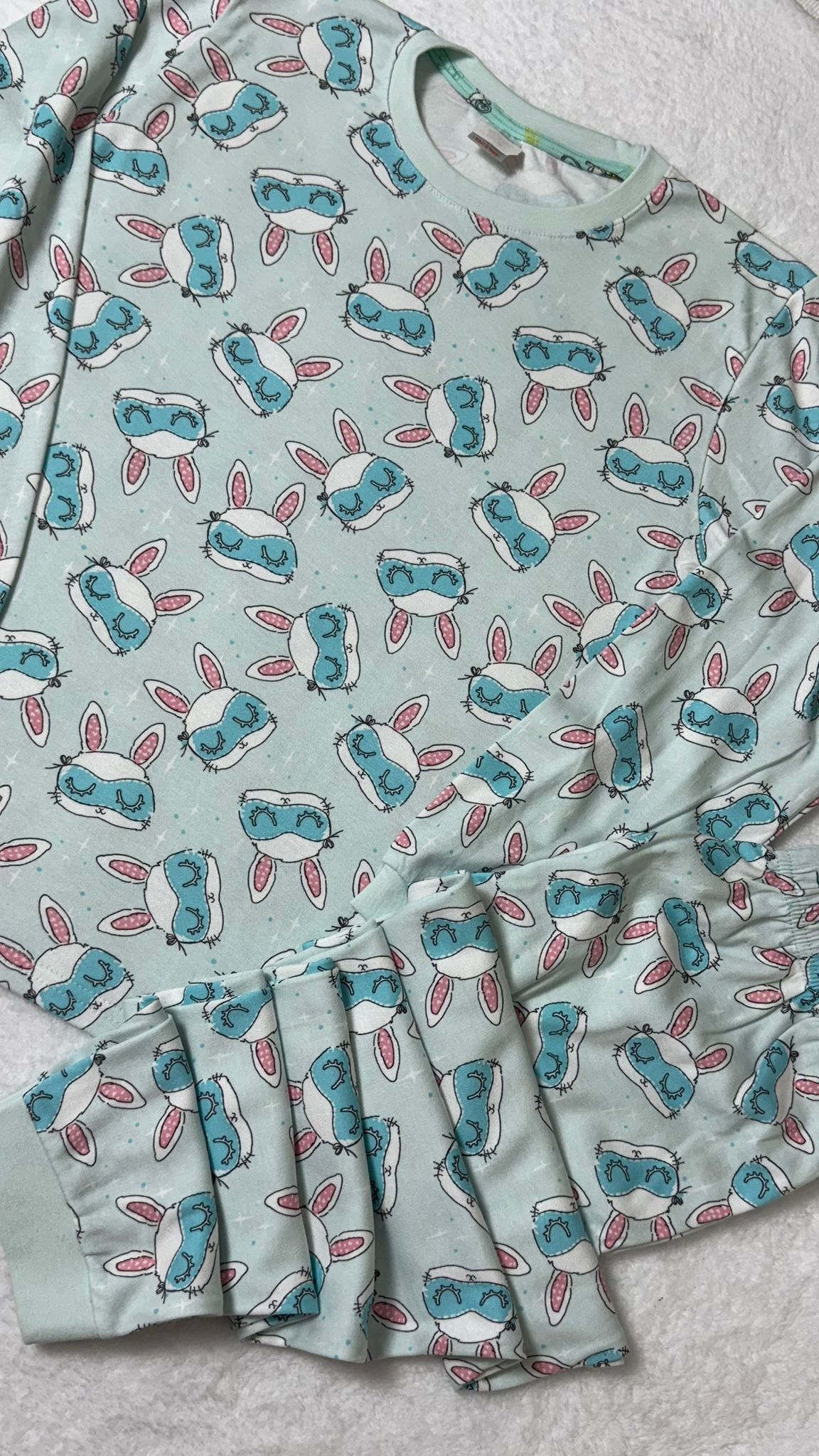 YEŞİL KEDİLİ PİJAMA TAKIMI