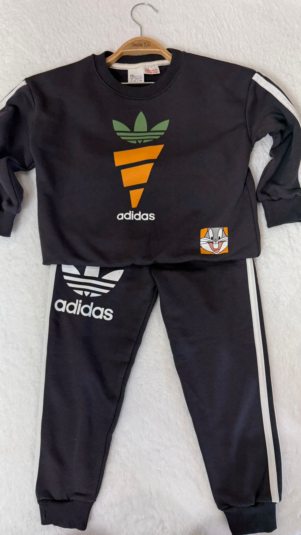 ADİDAS BUGS BUNNY FÜME TAKIM