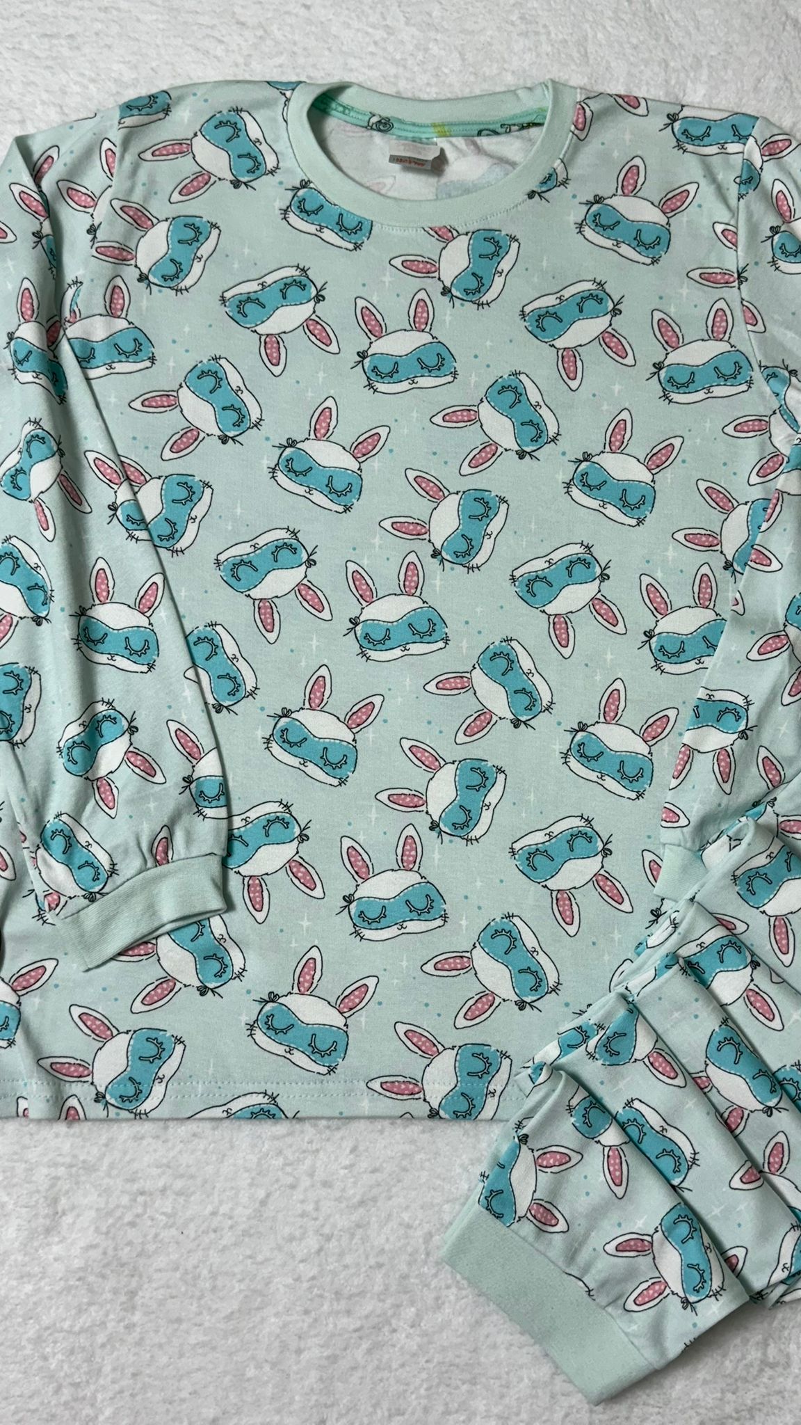 YEŞİL KEDİLİ PİJAMA TAKIMI