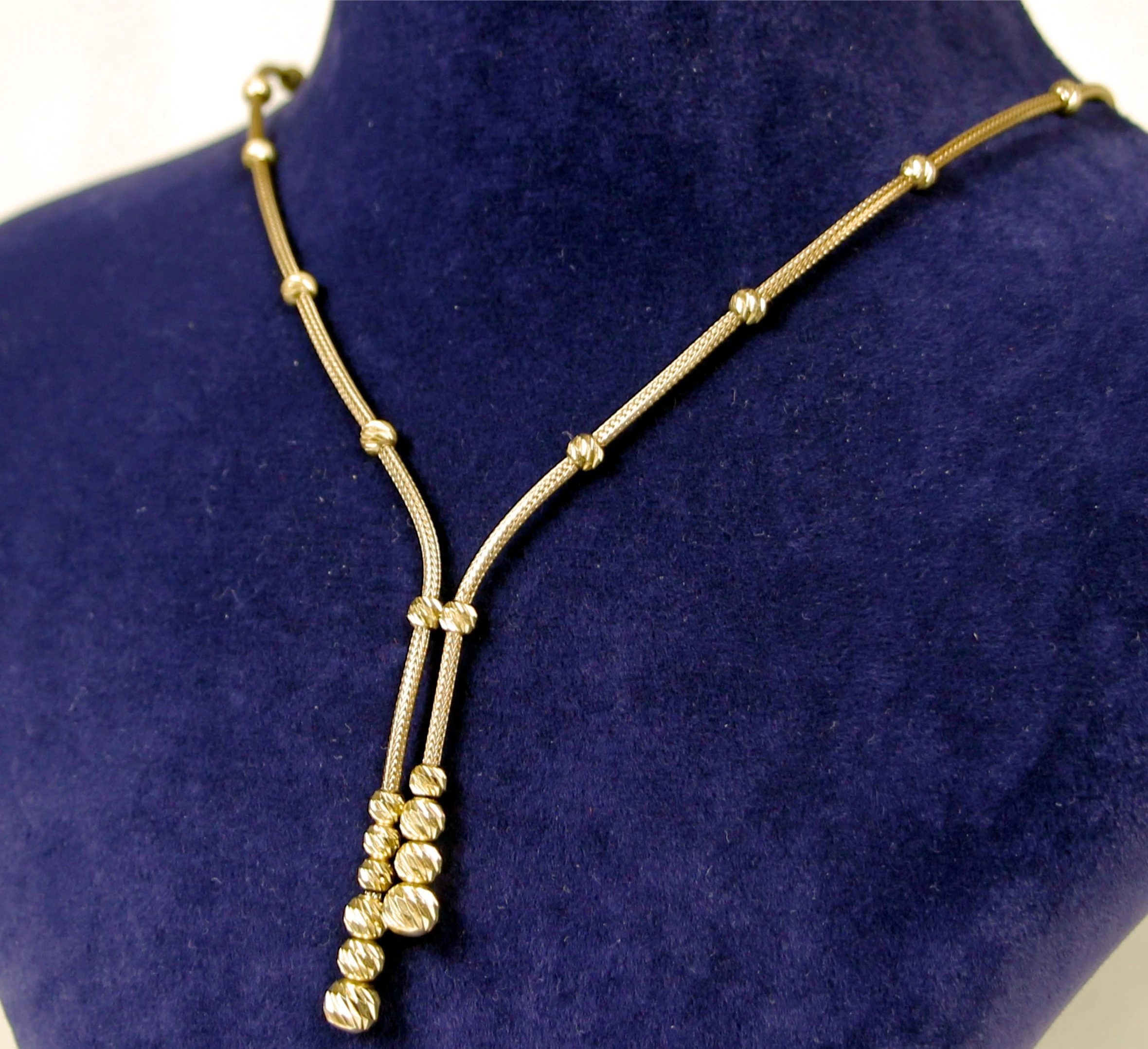 925 Ayar Gümüş Üzeri 22 Ayar Altın Kaplama Dorika Taşlı Hasır Model Kolye