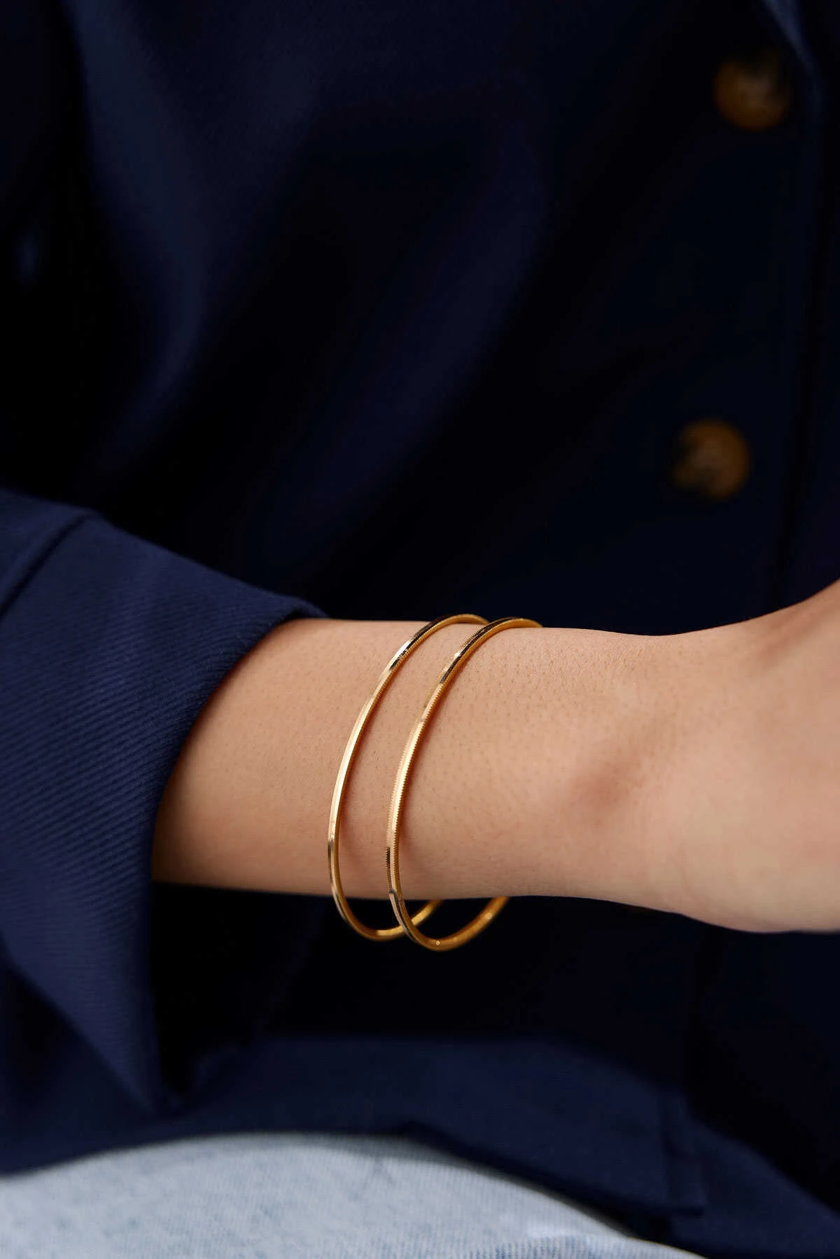 925 Ayar Gümüş Üzerine 22 Ayar Altın Kaplama Düz (Oluklu) Model Ajda Bilezik