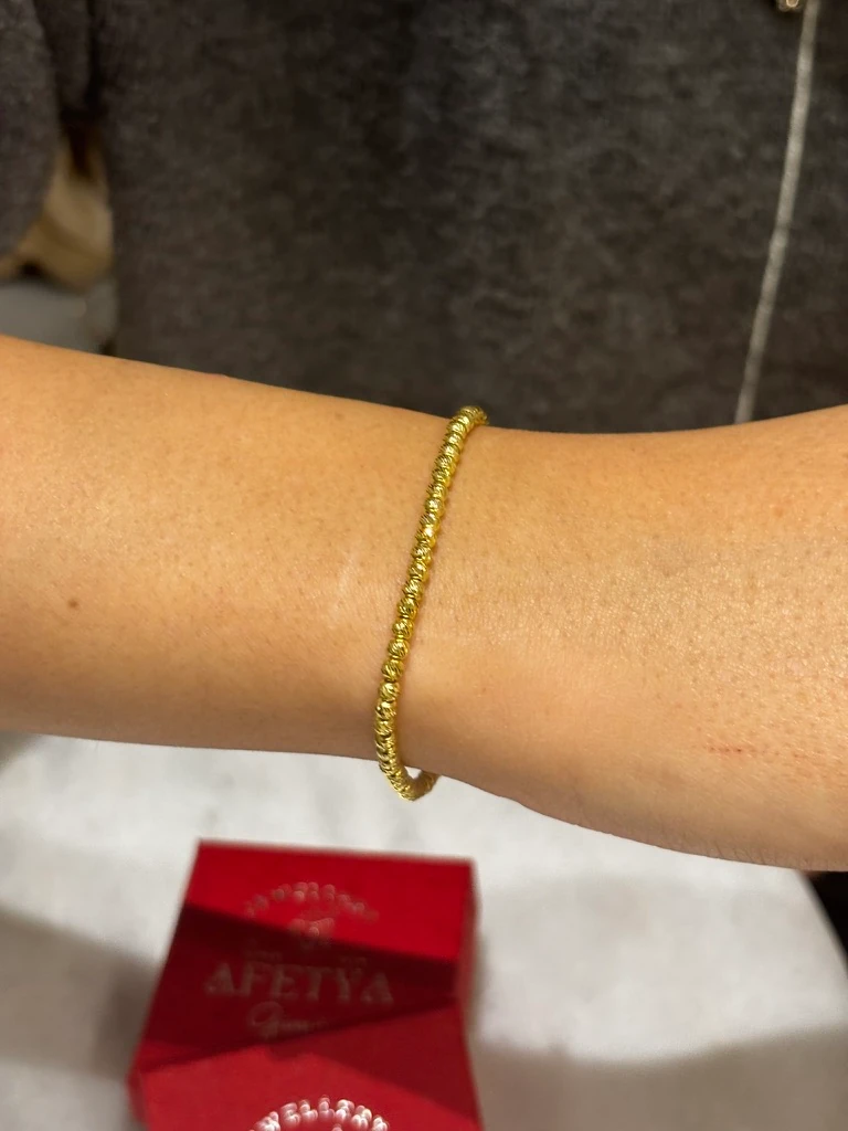 925 Ayar Gümüş Üzeri 22 Ayar Altın Kaplama Dorika Taşlı İnce Bileklik