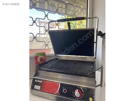 Alpina 16 Dilim Tost Makinesi Elektrikli