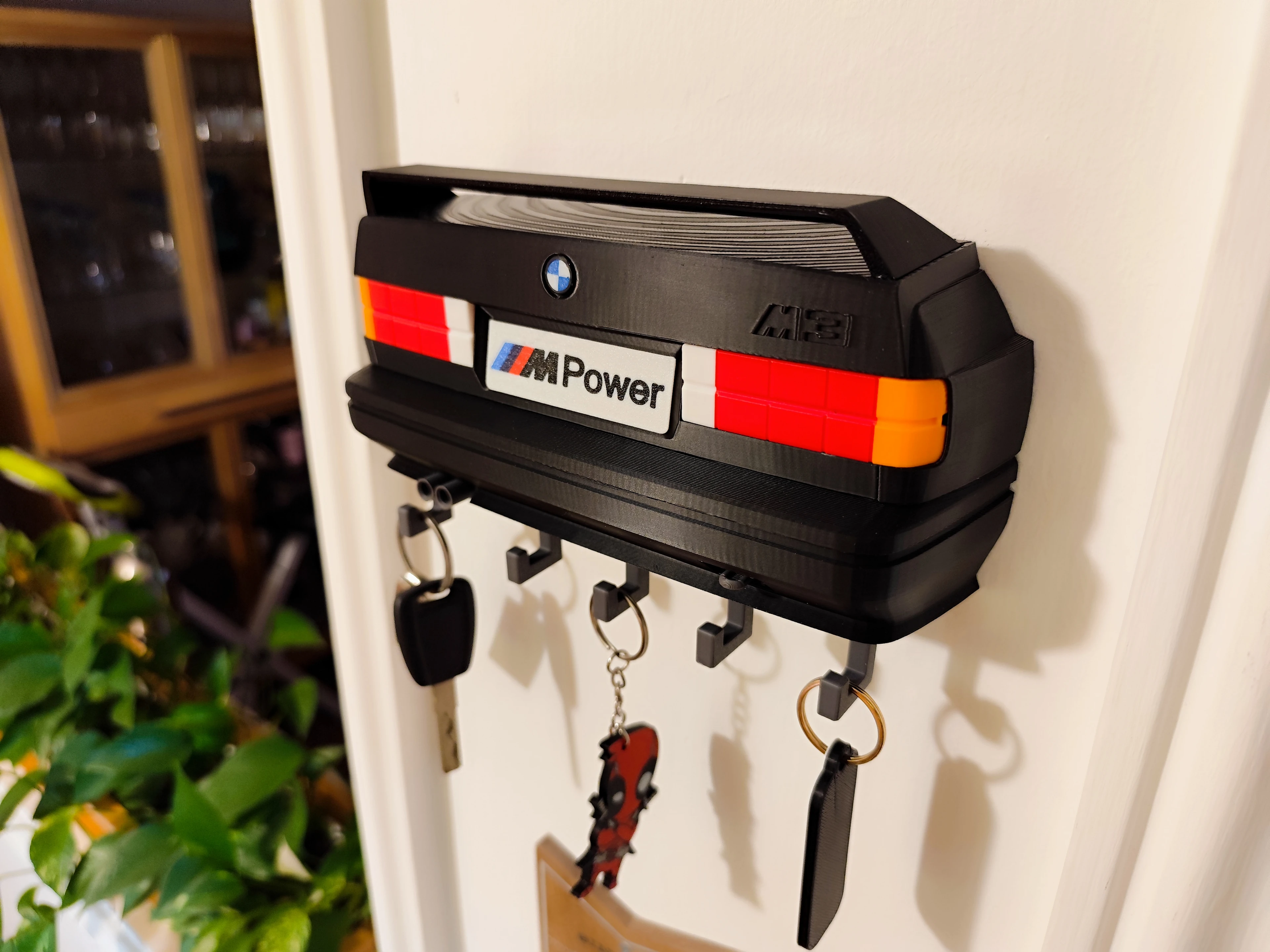 BMW E30 M3 DUVARA MOTAJ ANAHTARLIK