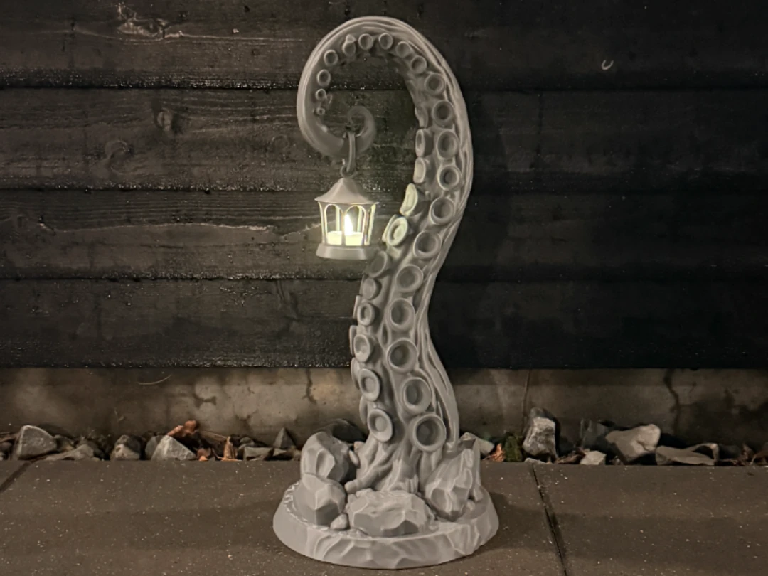 AHTAPOT KOLU GECE LAMBASI 