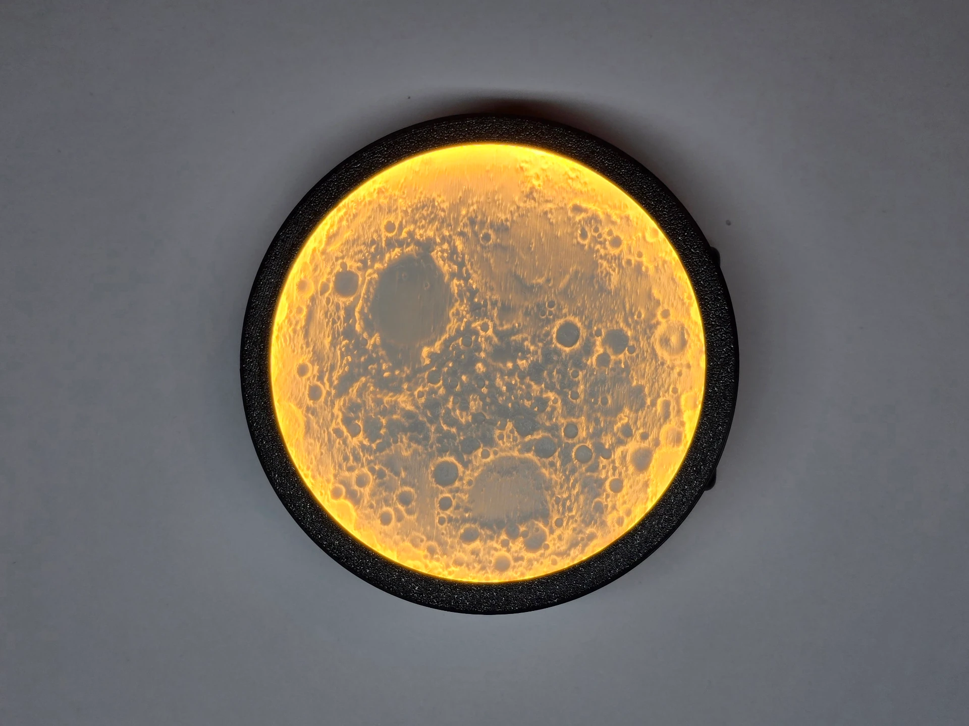 AY GÖRÜNÜMLÜ GECE LAMBASI 