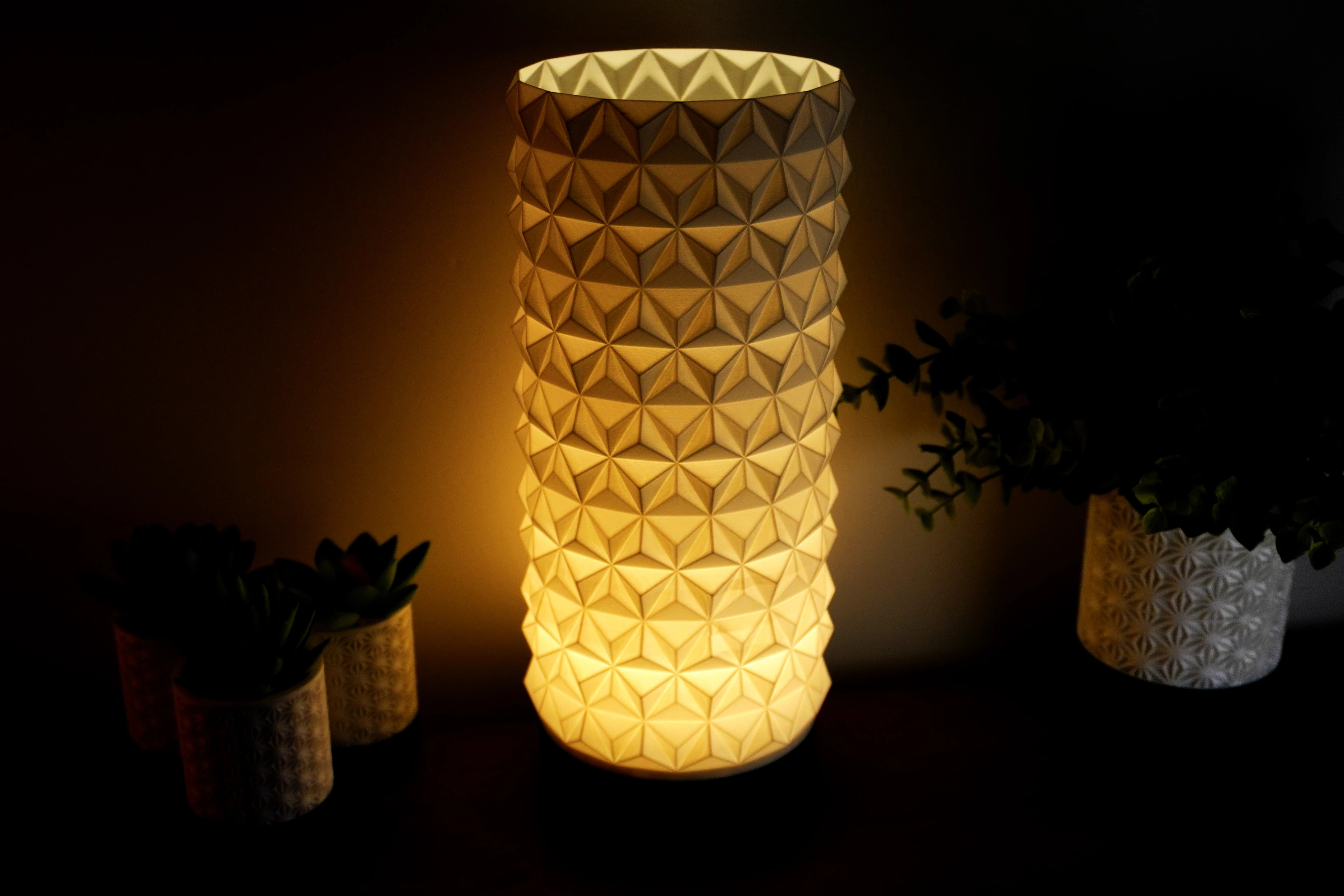 GEOMETRİC GECE LAMBASI 