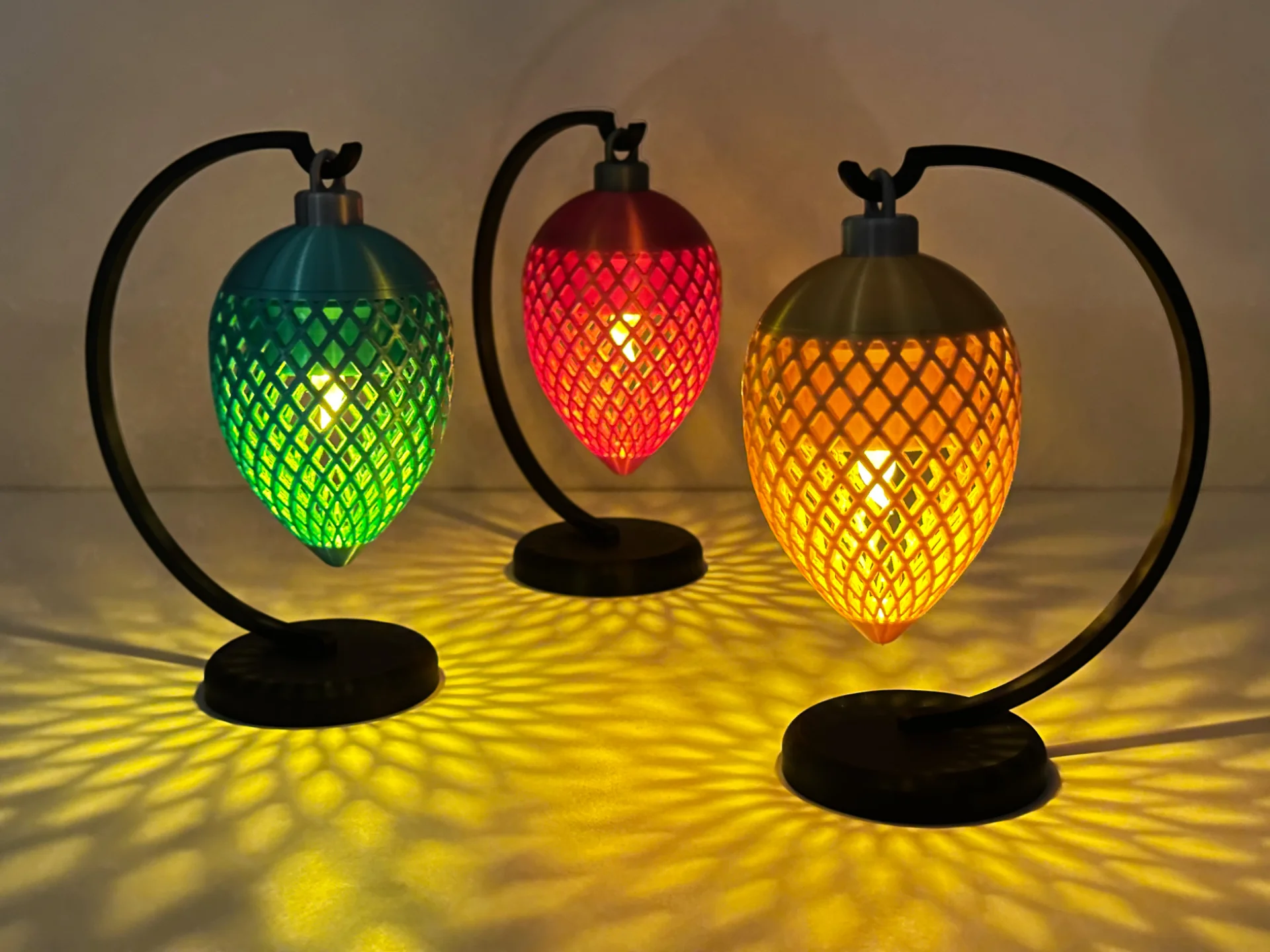 DEKORATİF YUMURTA MASA APLİĞİ