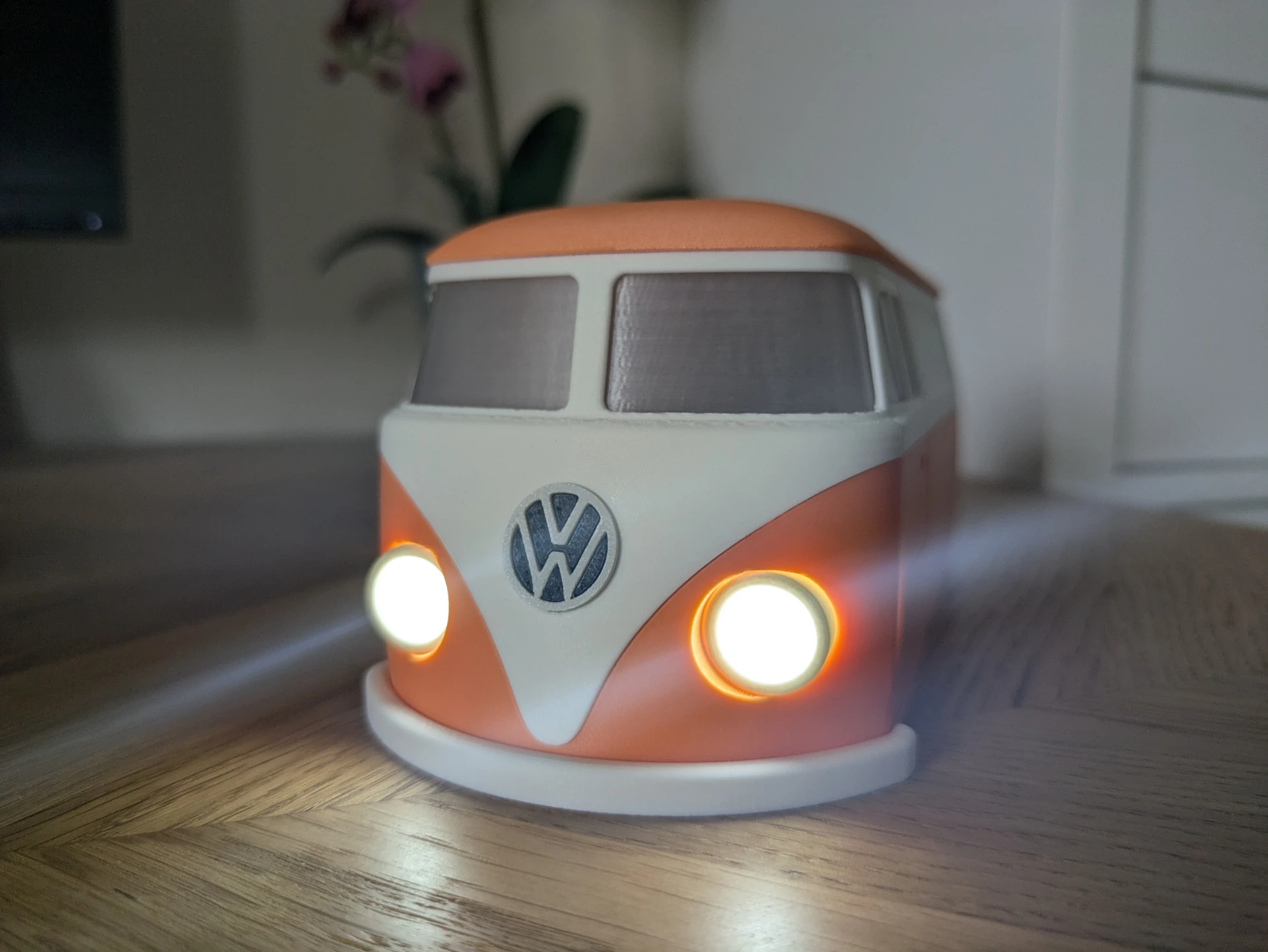 WOLKSWAGER T1 BUS GECE LAMBASI