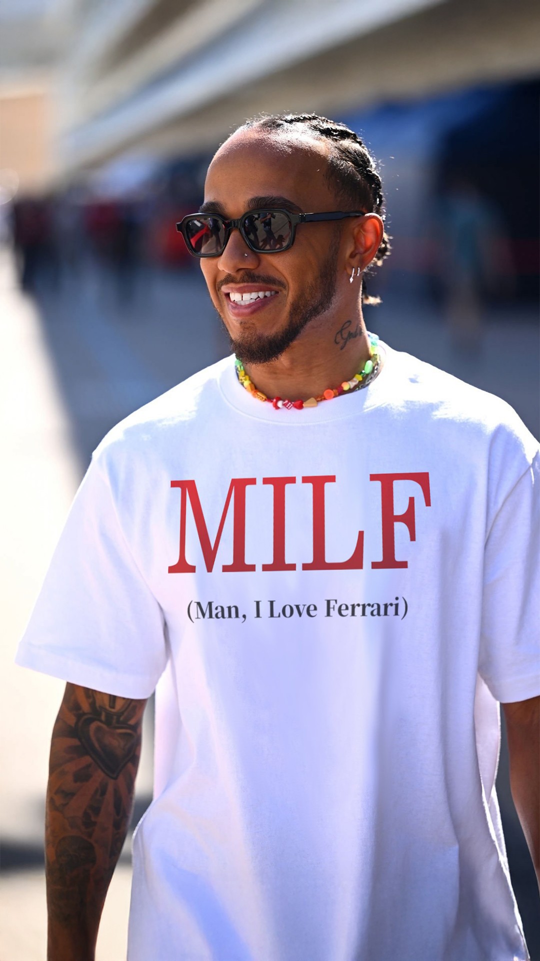 MILF (Man, I Love Ferrari) Tişört