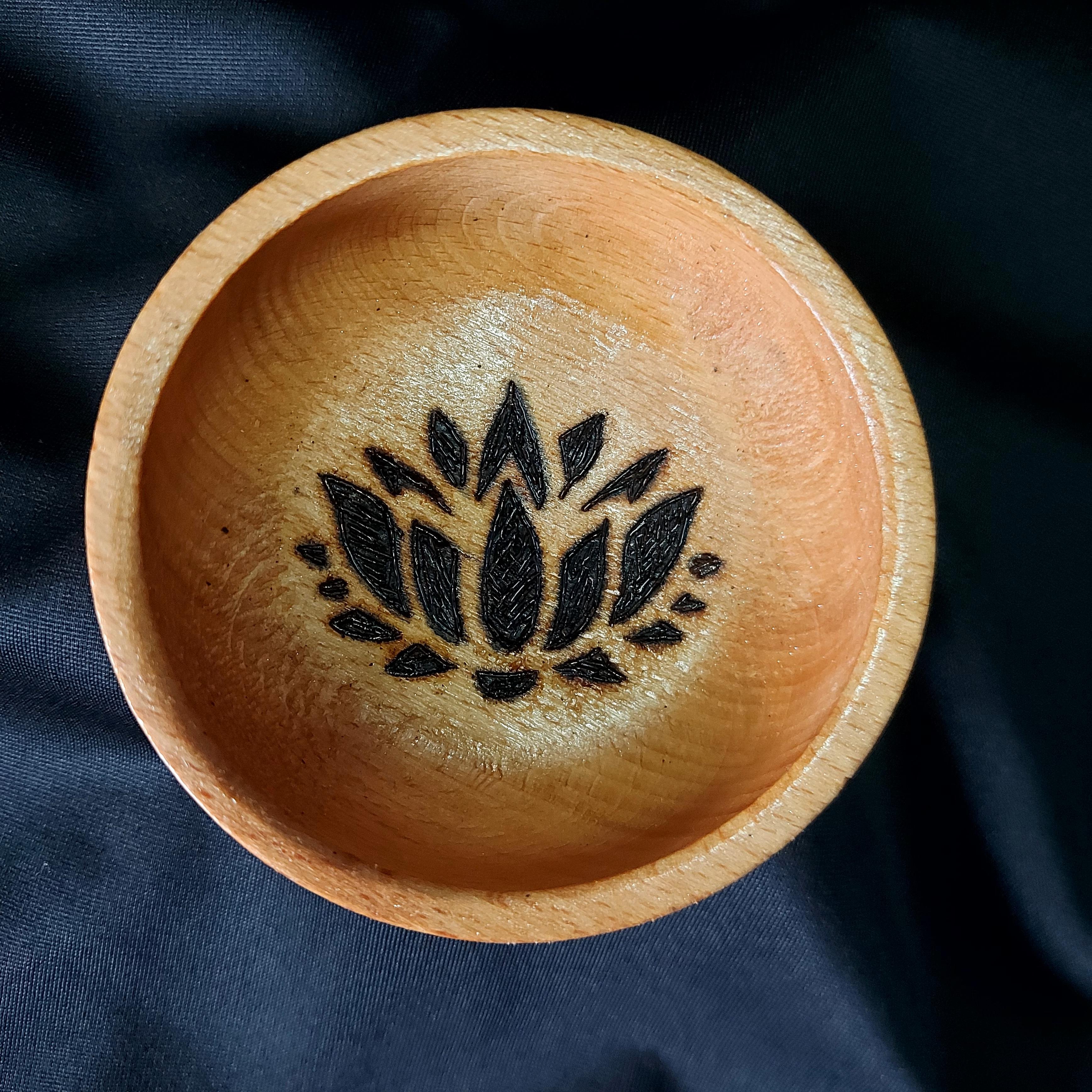 Doğal Ahşap Yakma Lotus Altar Kasesi
