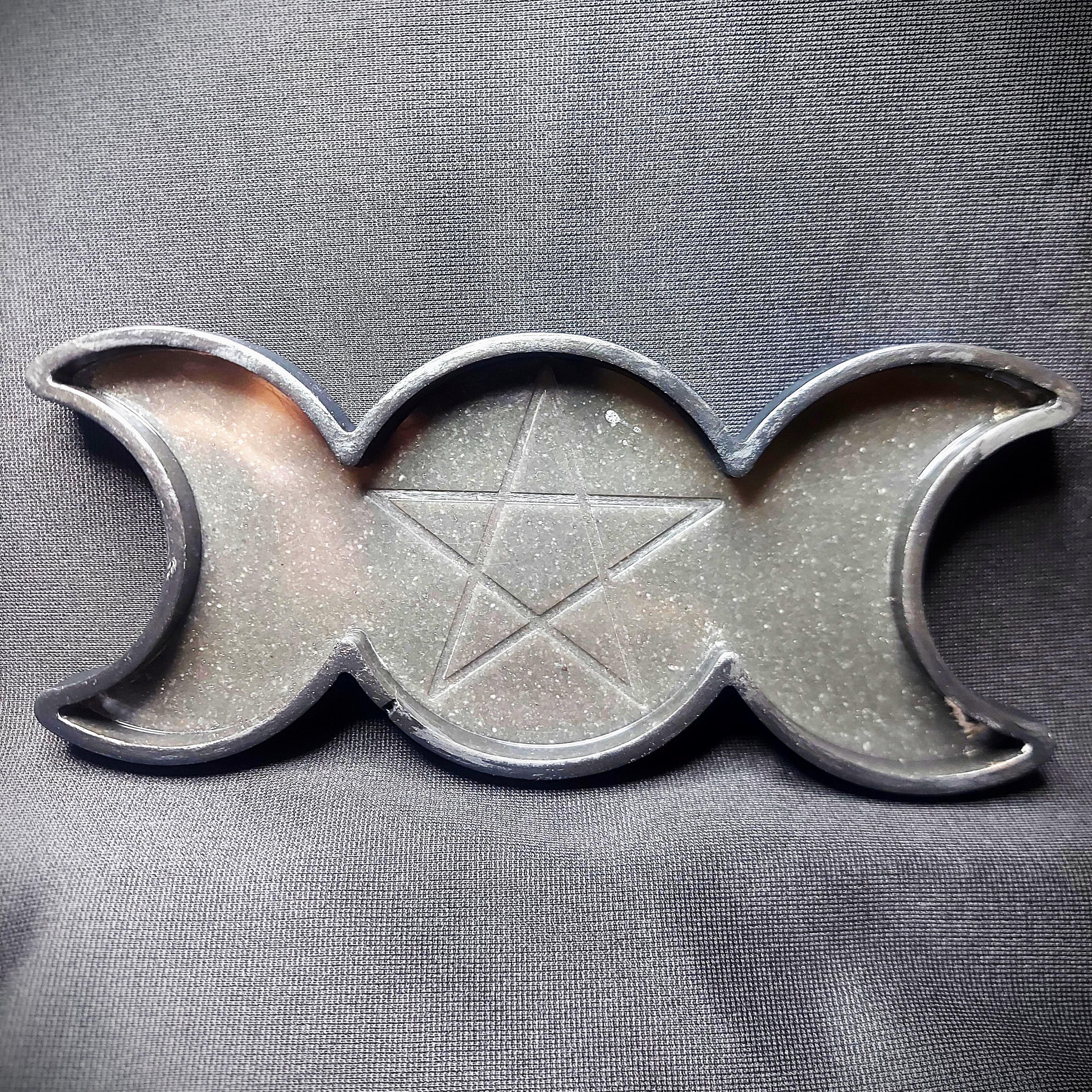 Triple Moon Altar Tabağı Döküm