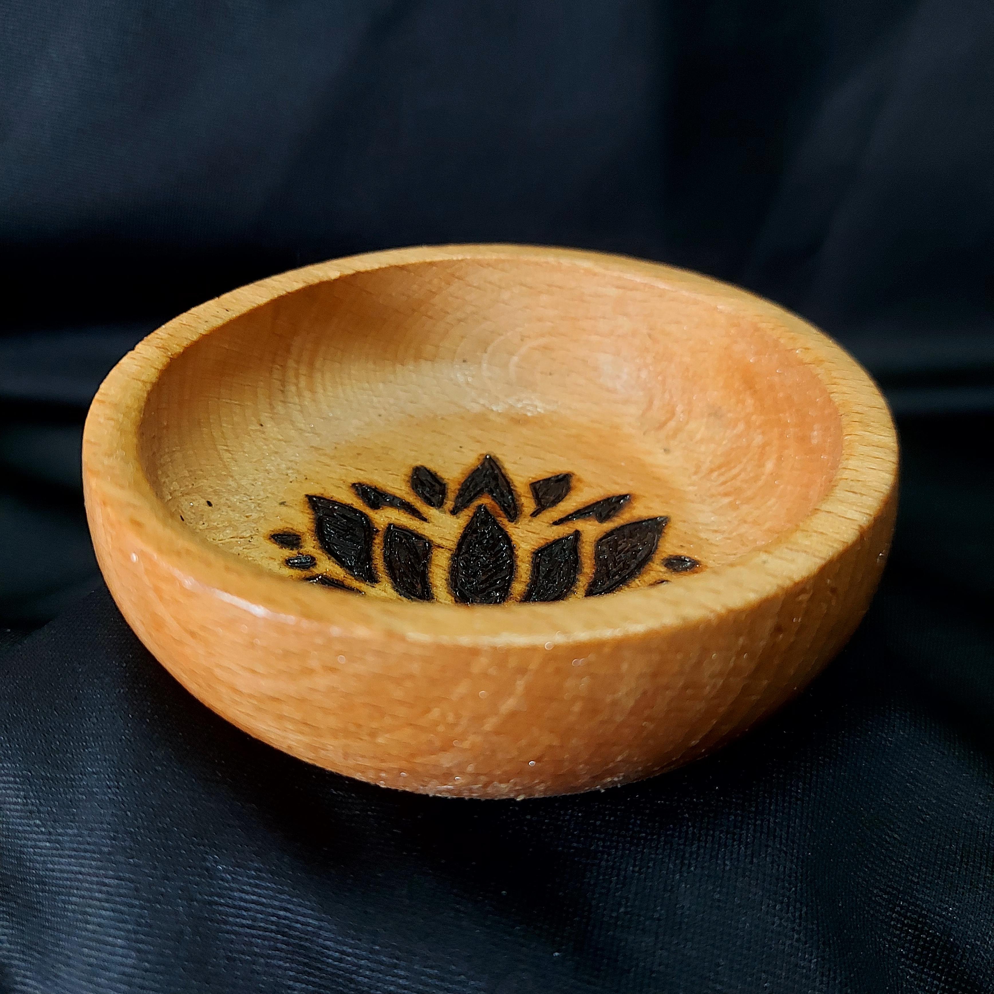 Doğal Ahşap Yakma Lotus Altar Kasesi