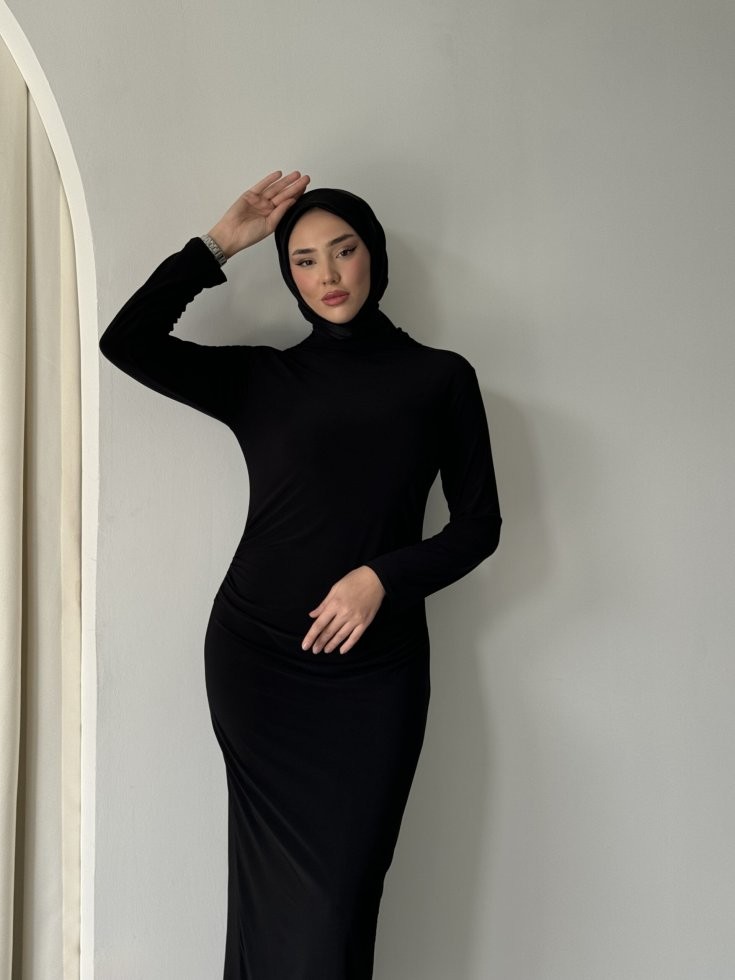 Yan drape detaylı elbise