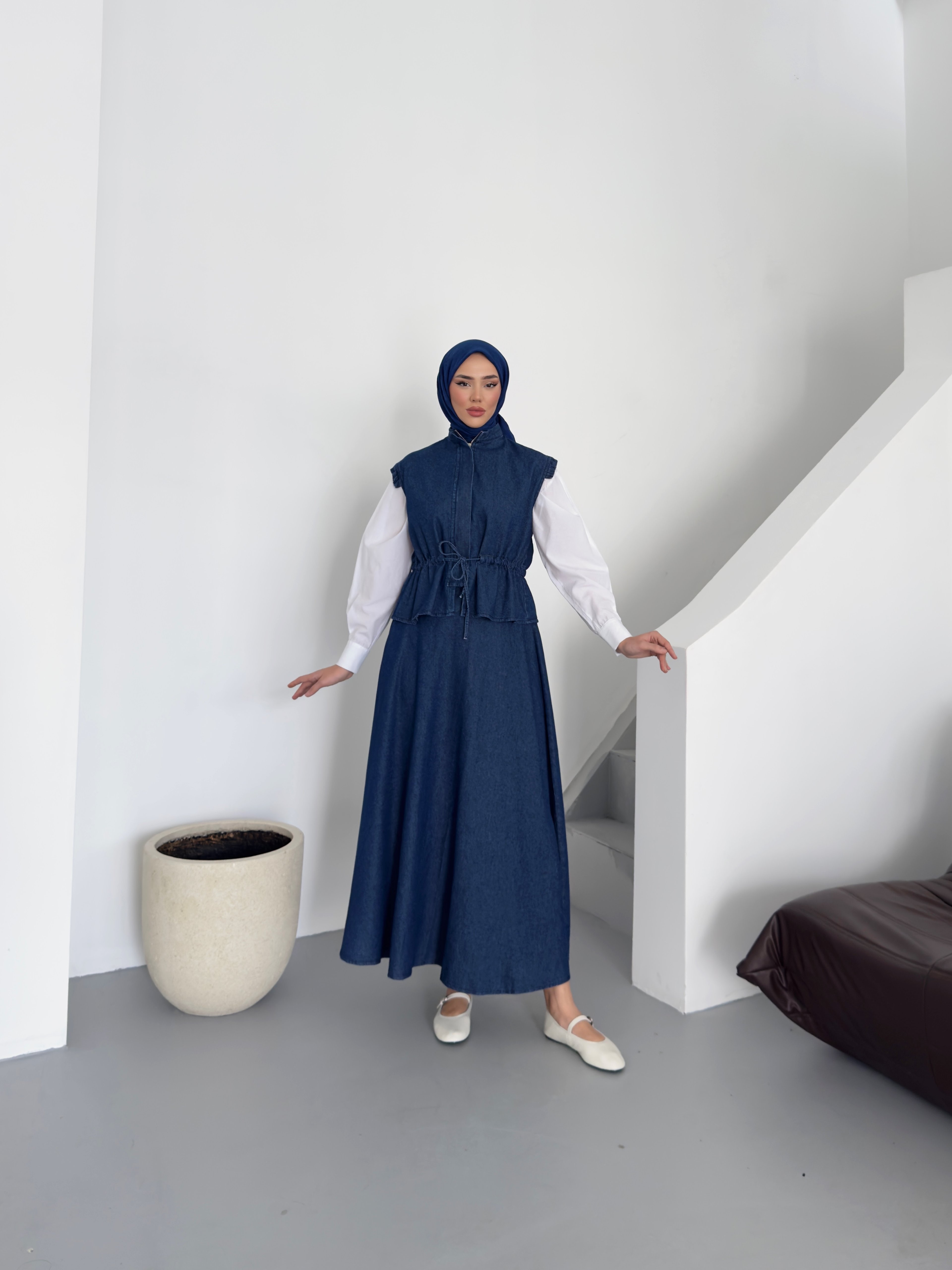 Denim yelekli etek takım