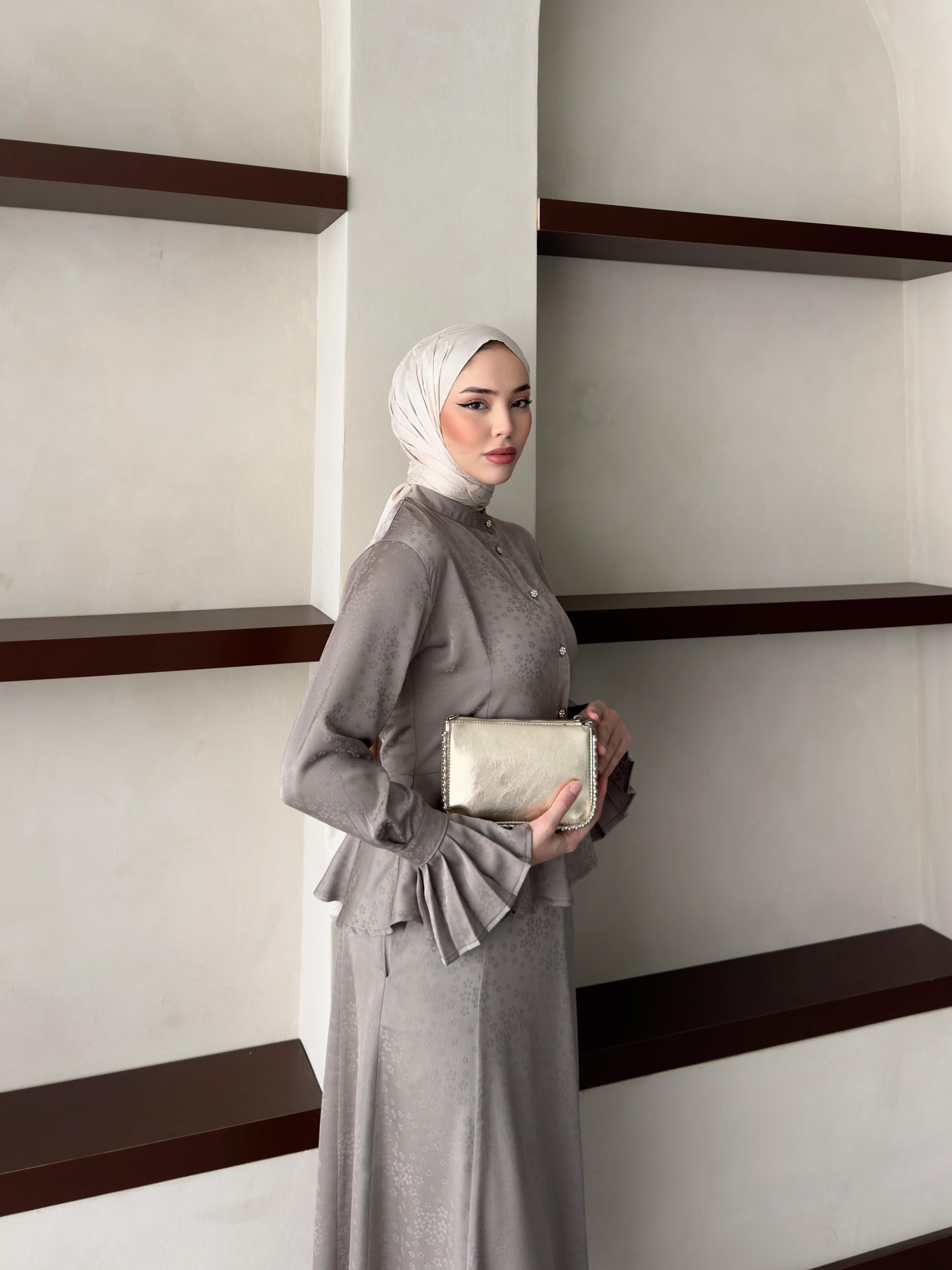 MİLA JAKAR DESENLİ GRİ TAKIM