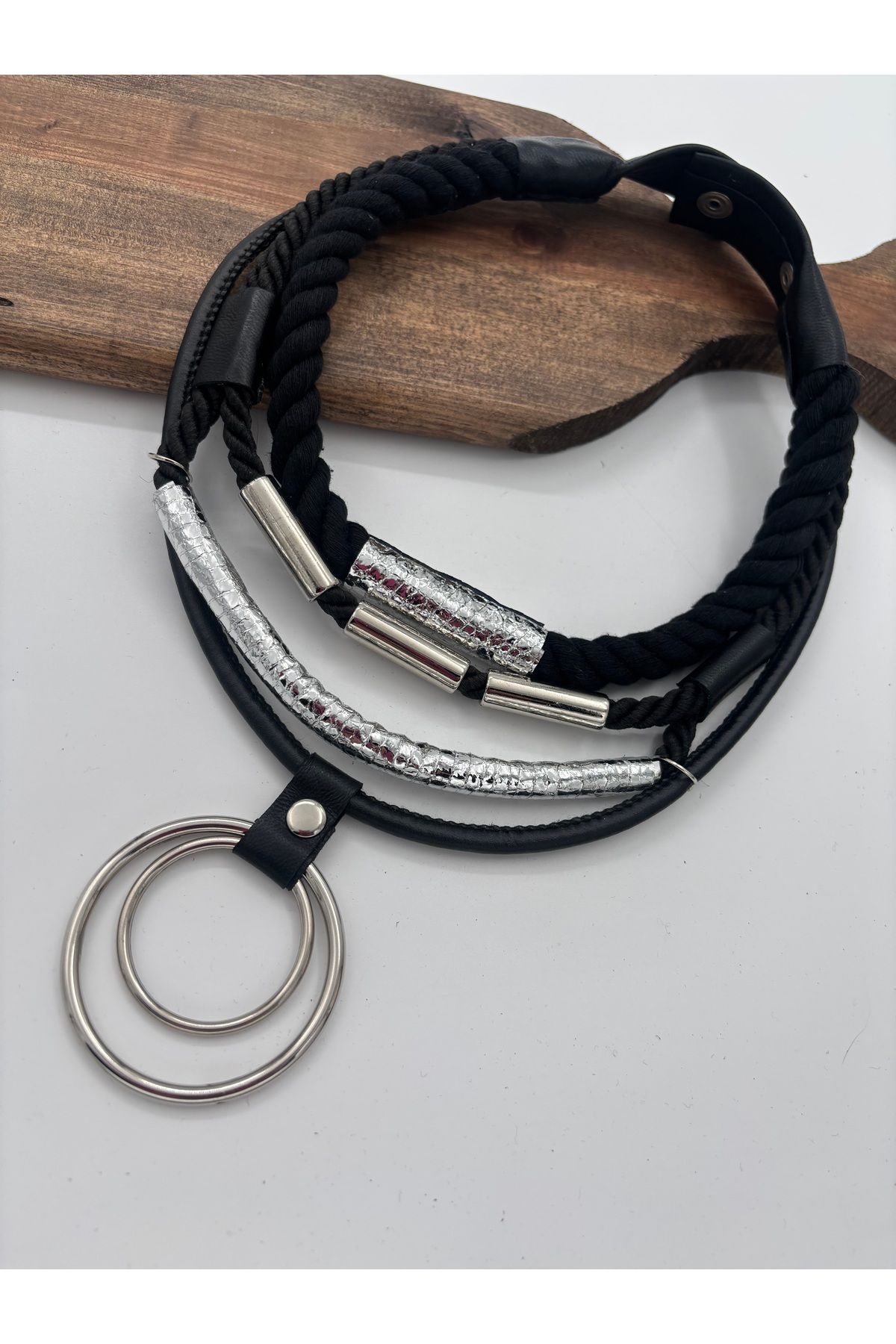 Parlak Derili Halat Kolye