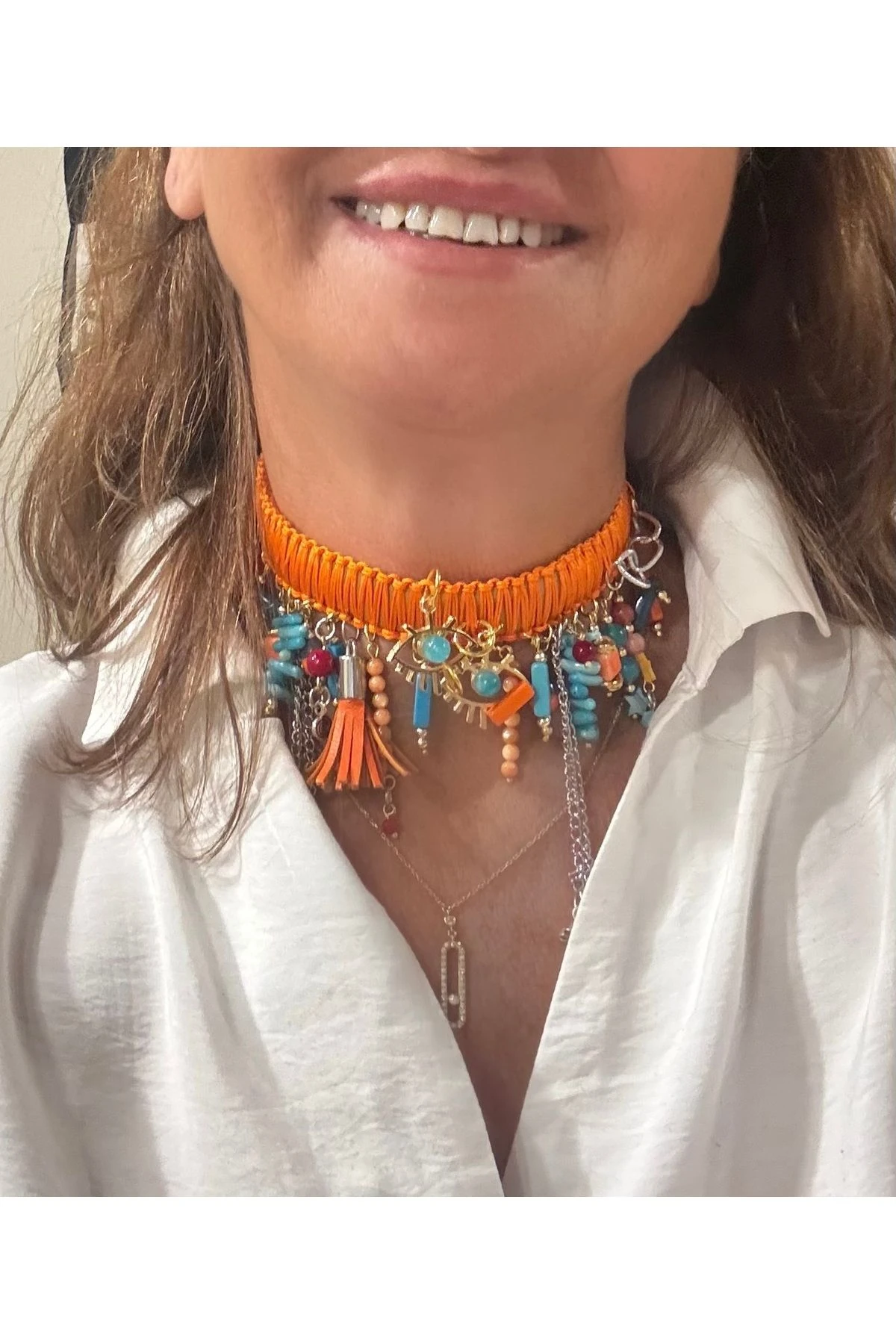 Makromeli , bol aksesuarlı deri kolye