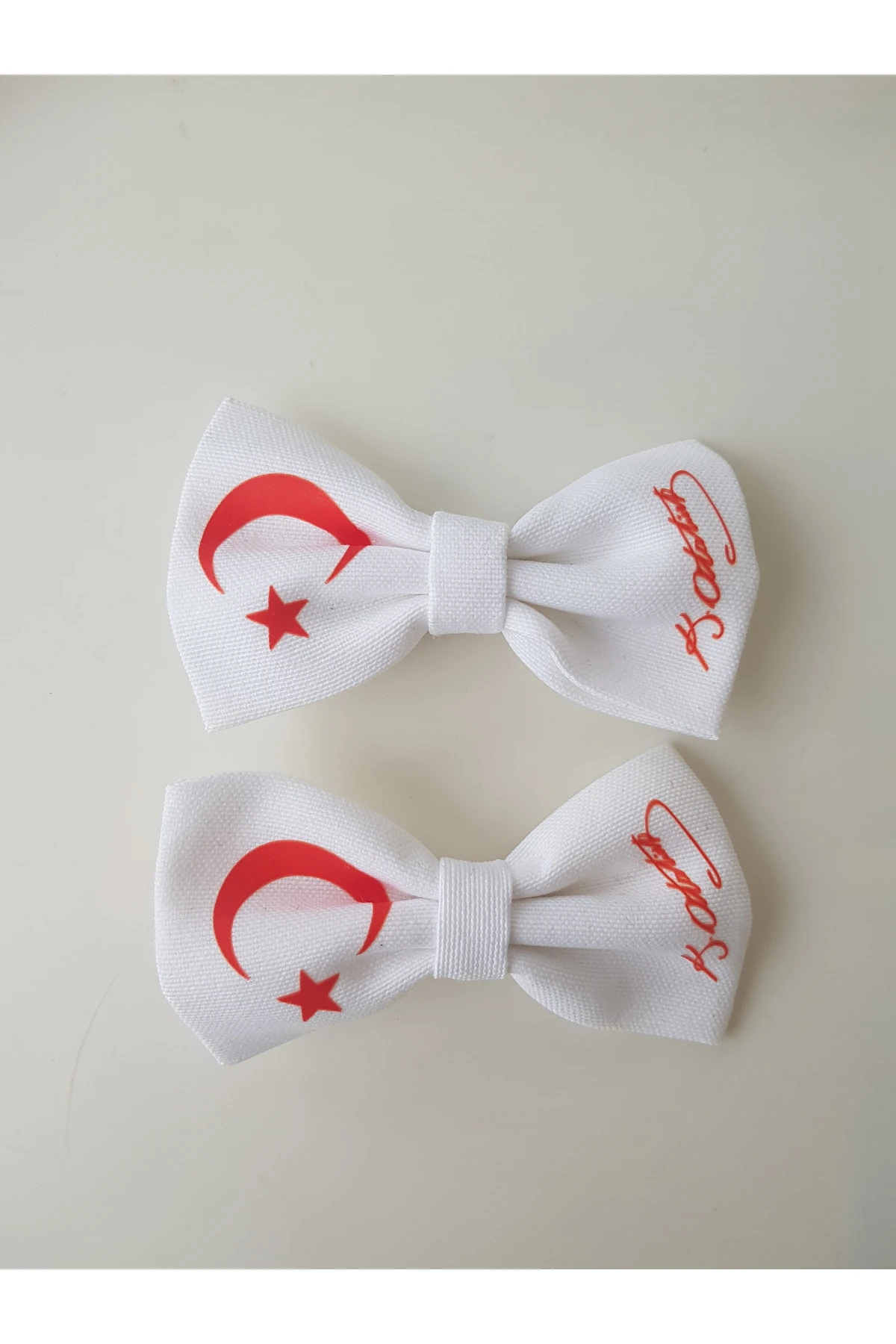 AY YILDIZ VE ATATÜRK İMZALI BEYAZ TOKA