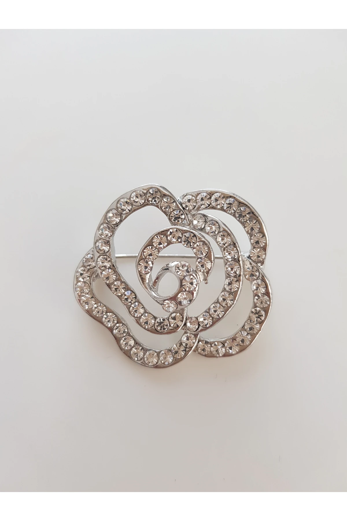 ZİRKON TAŞLI GÜL BROŞ