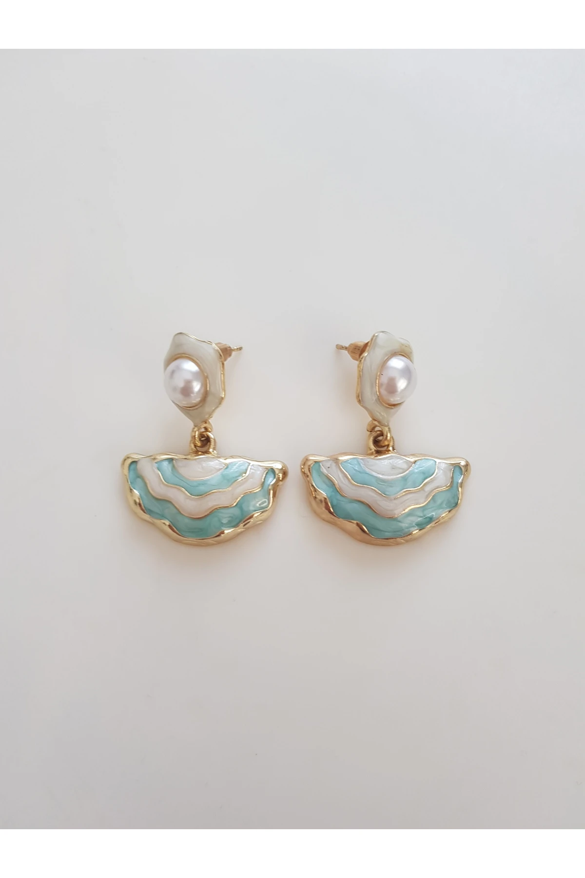 İNCİLİ İSTİRİDYE TURKUAZ KÜPE