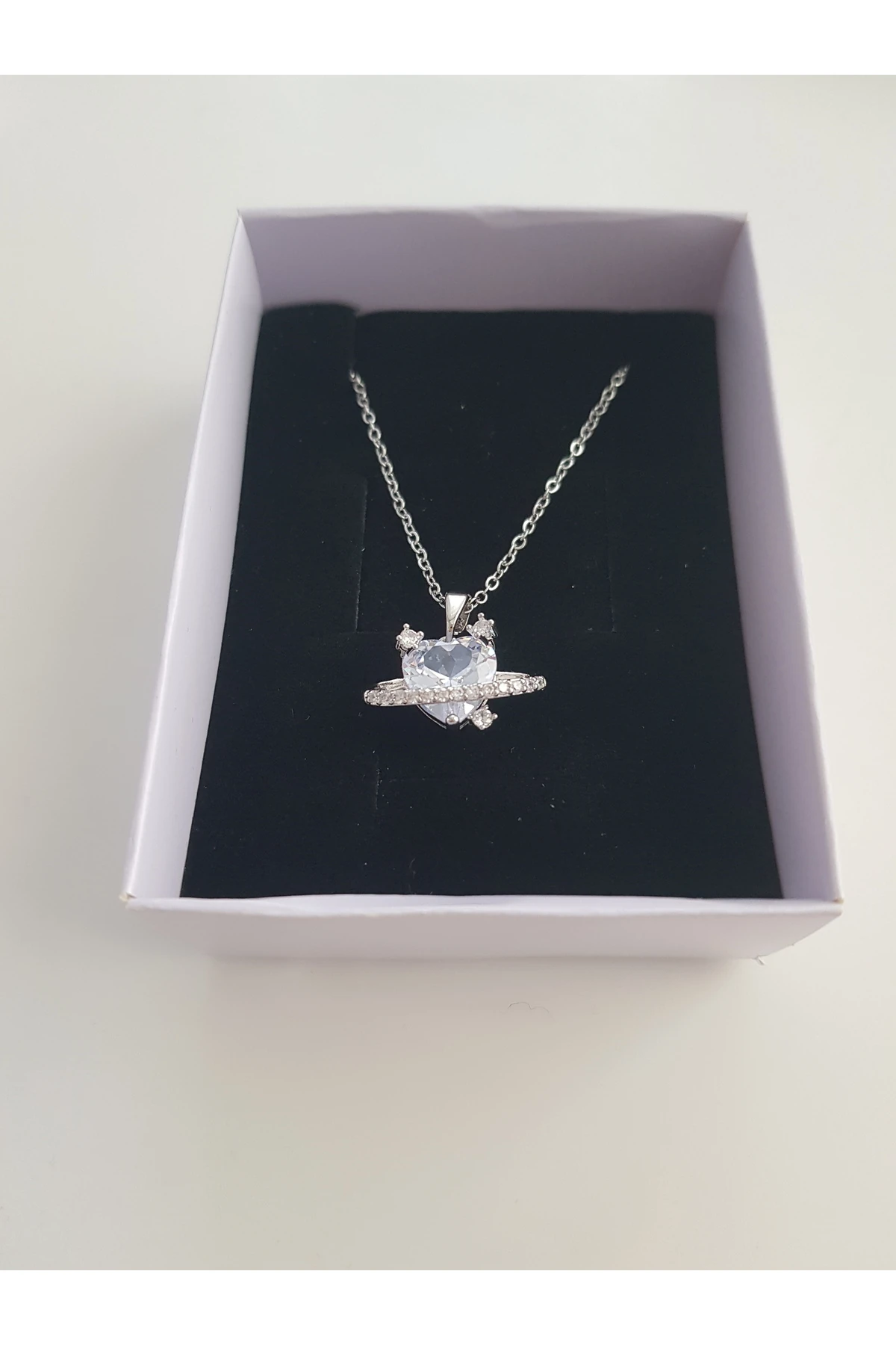 ZİRKON TAŞ KALP KOLYE