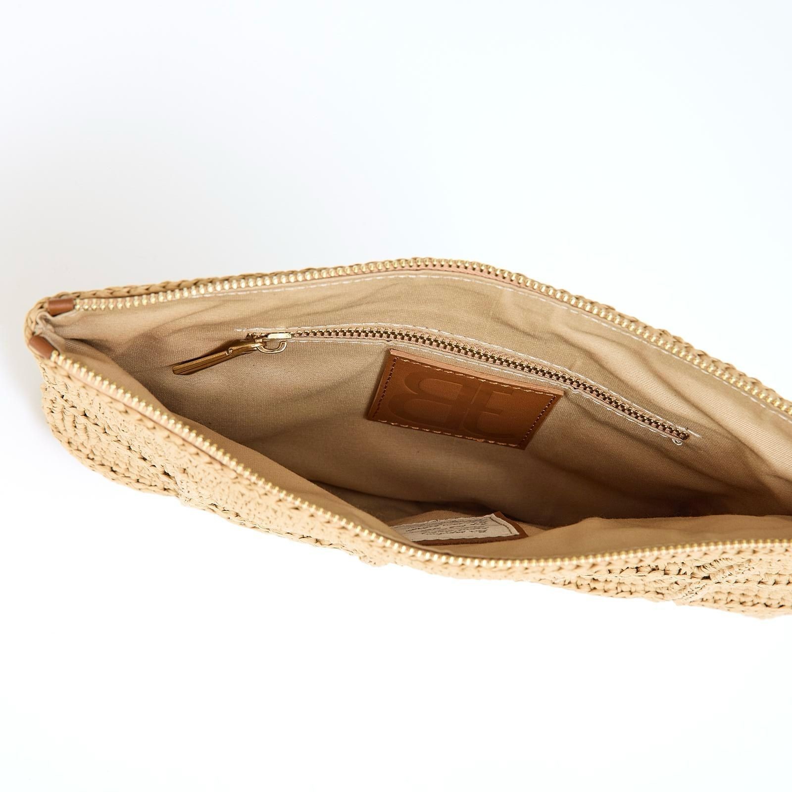 Oyster Clutch