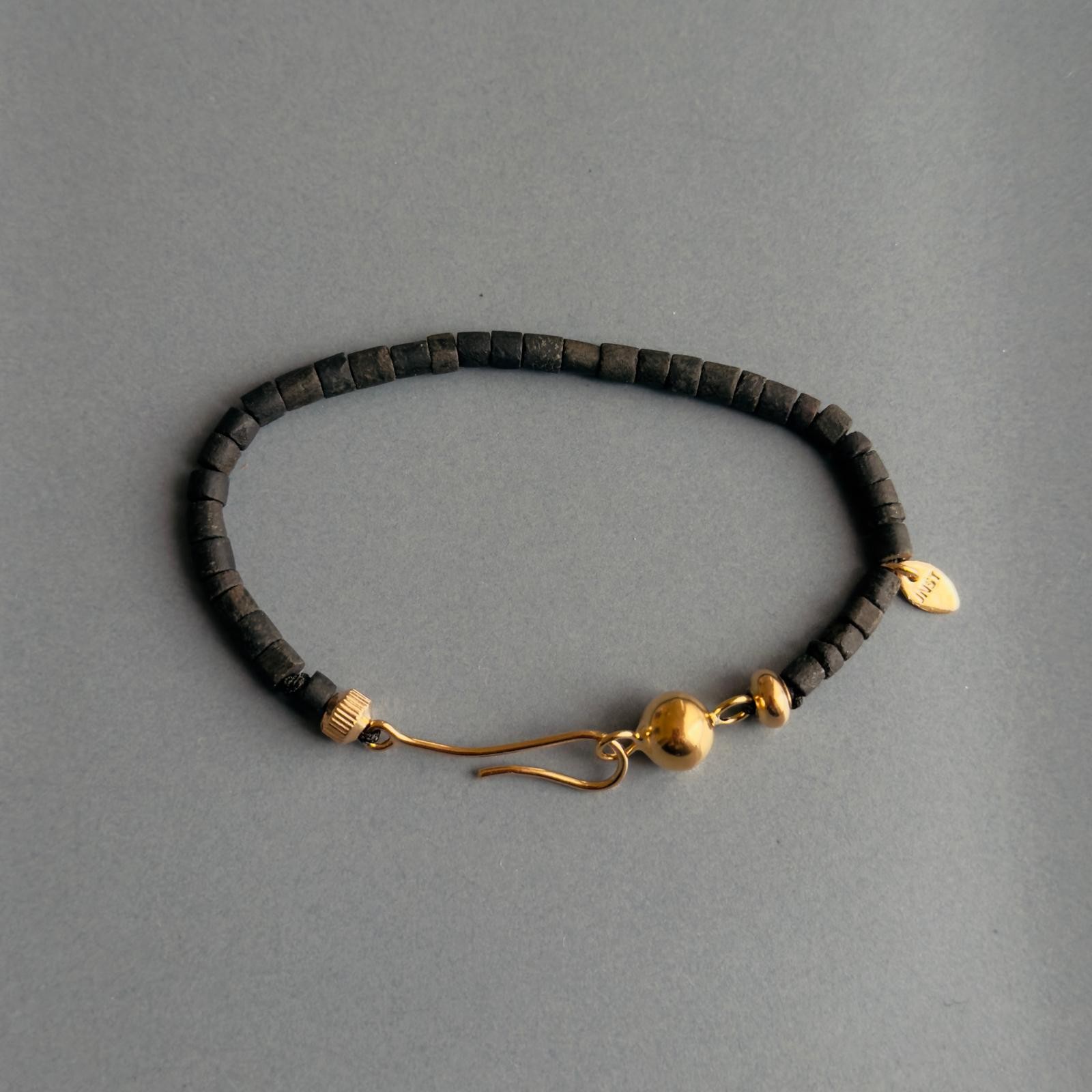 Globe Black Women’s Bracelet