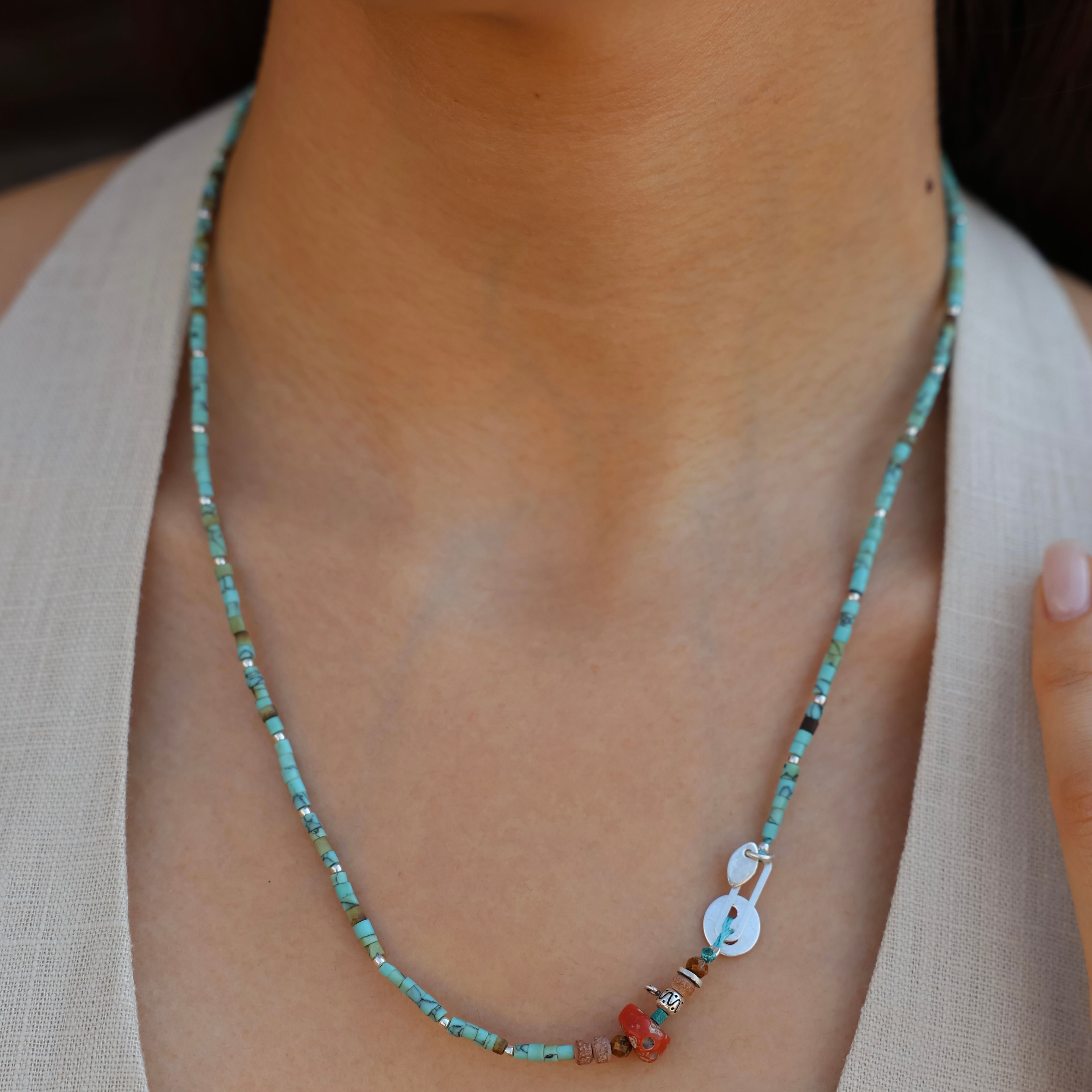 Mavi Unisex Necklace