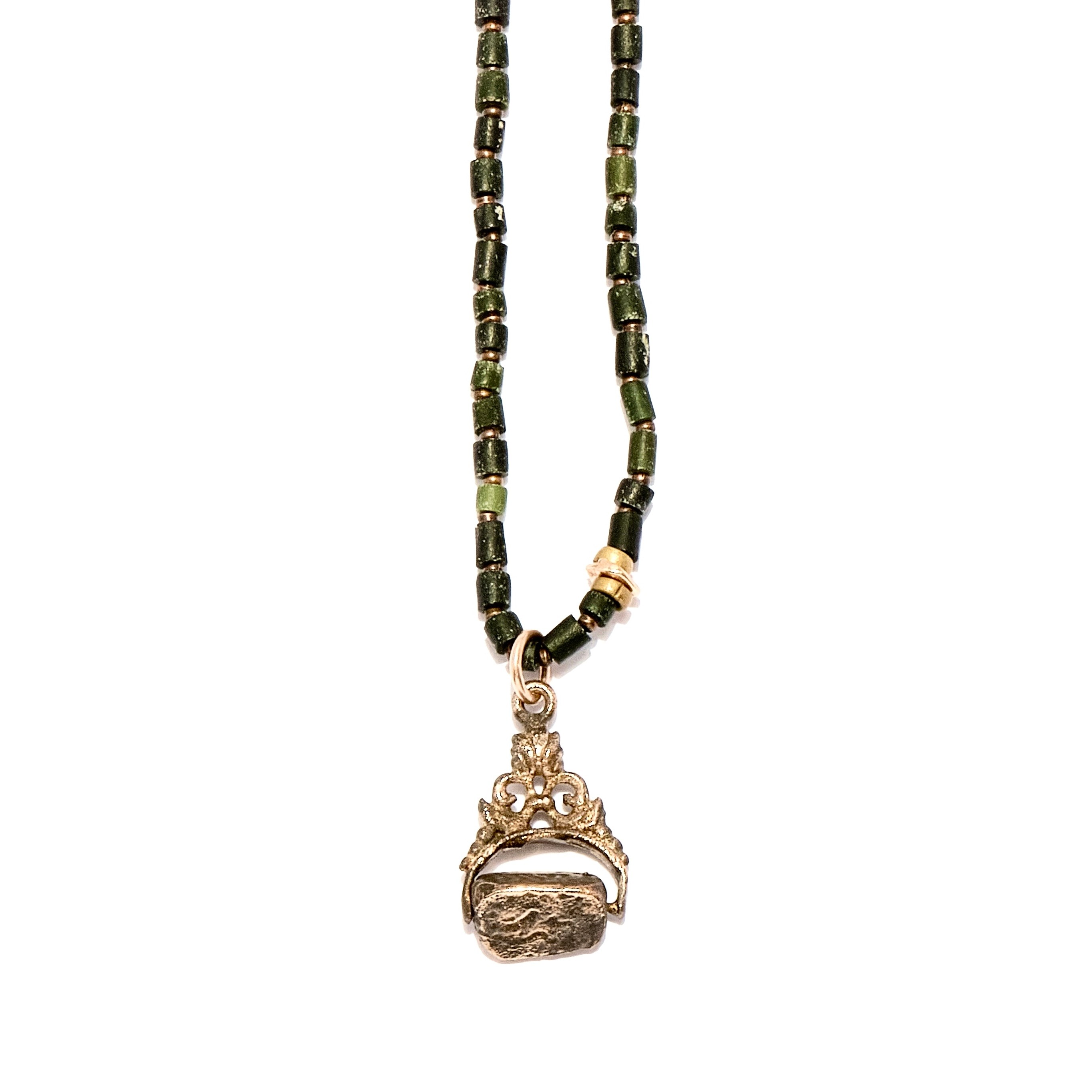 Seal 1 Necklace